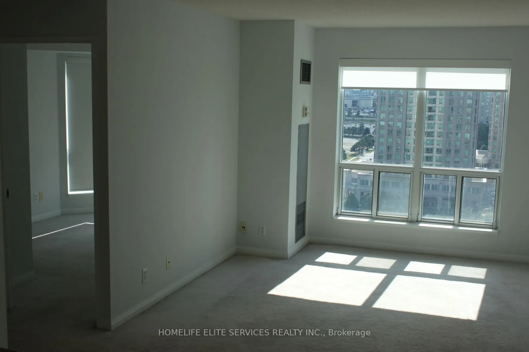 11 Lee Centre Drive #1615