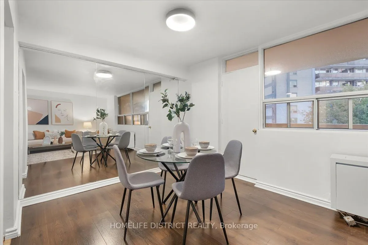 3420 Eglinton Avenue E #404