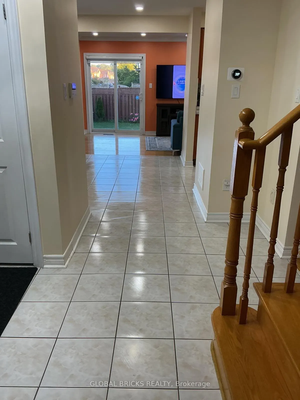 1 Rampart Crescent