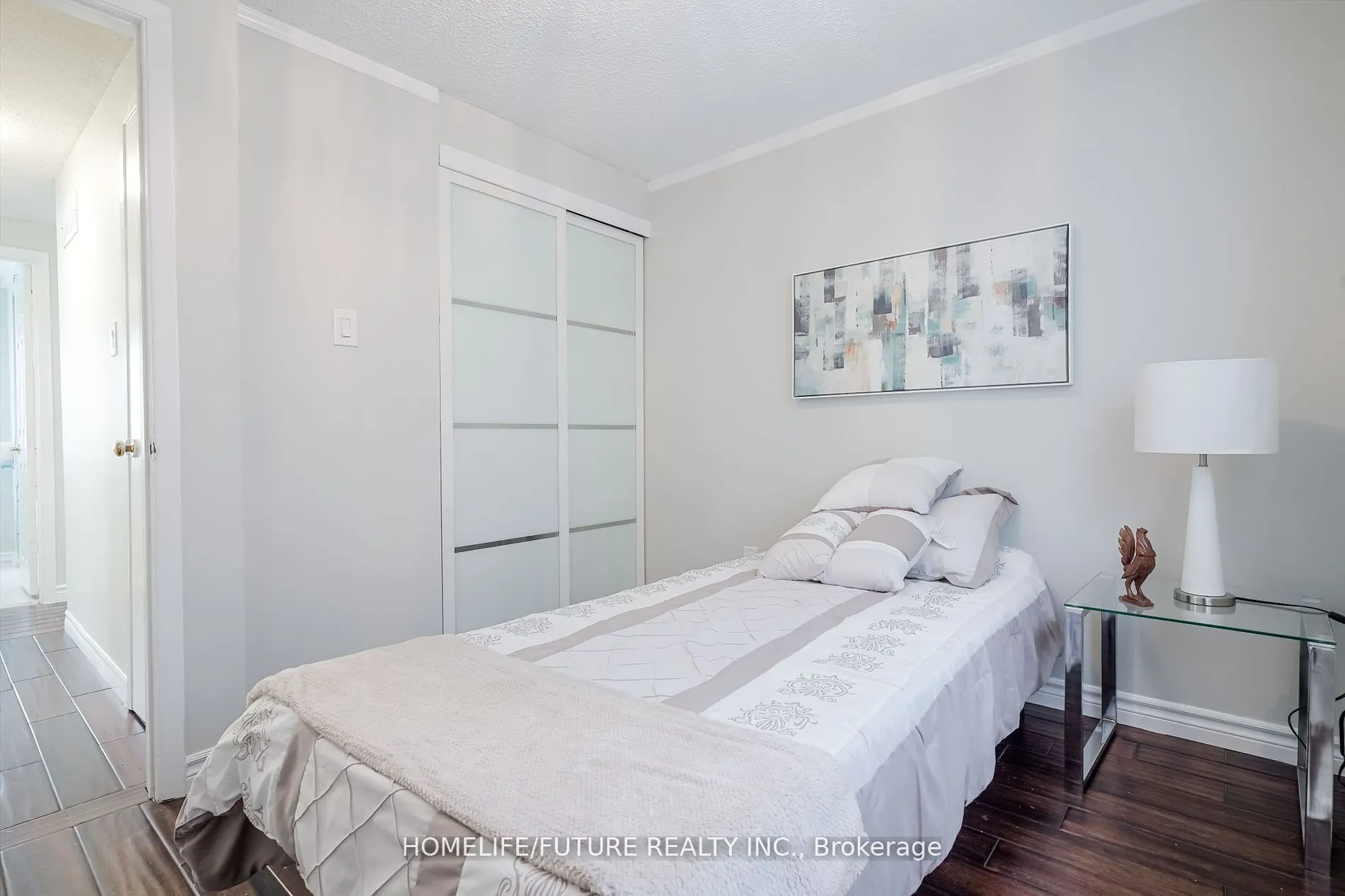 47 Carisbrooke Square #Main & 2nd Flr