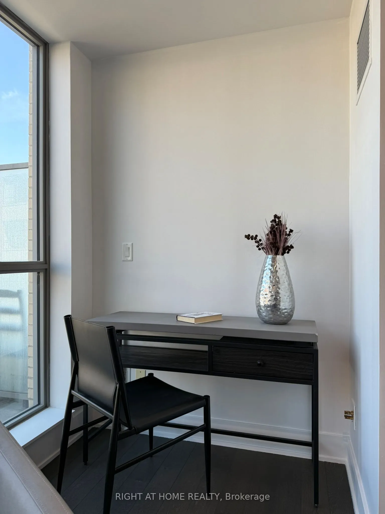 630 Queen Street E #407