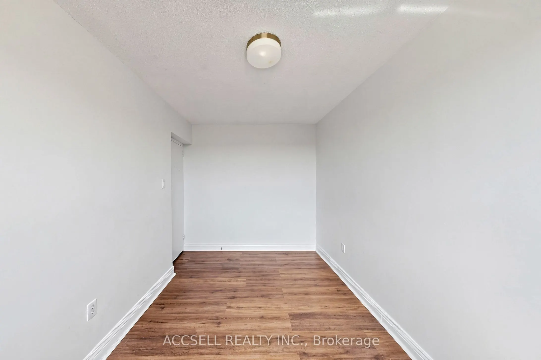 855 Kennedy Road #901