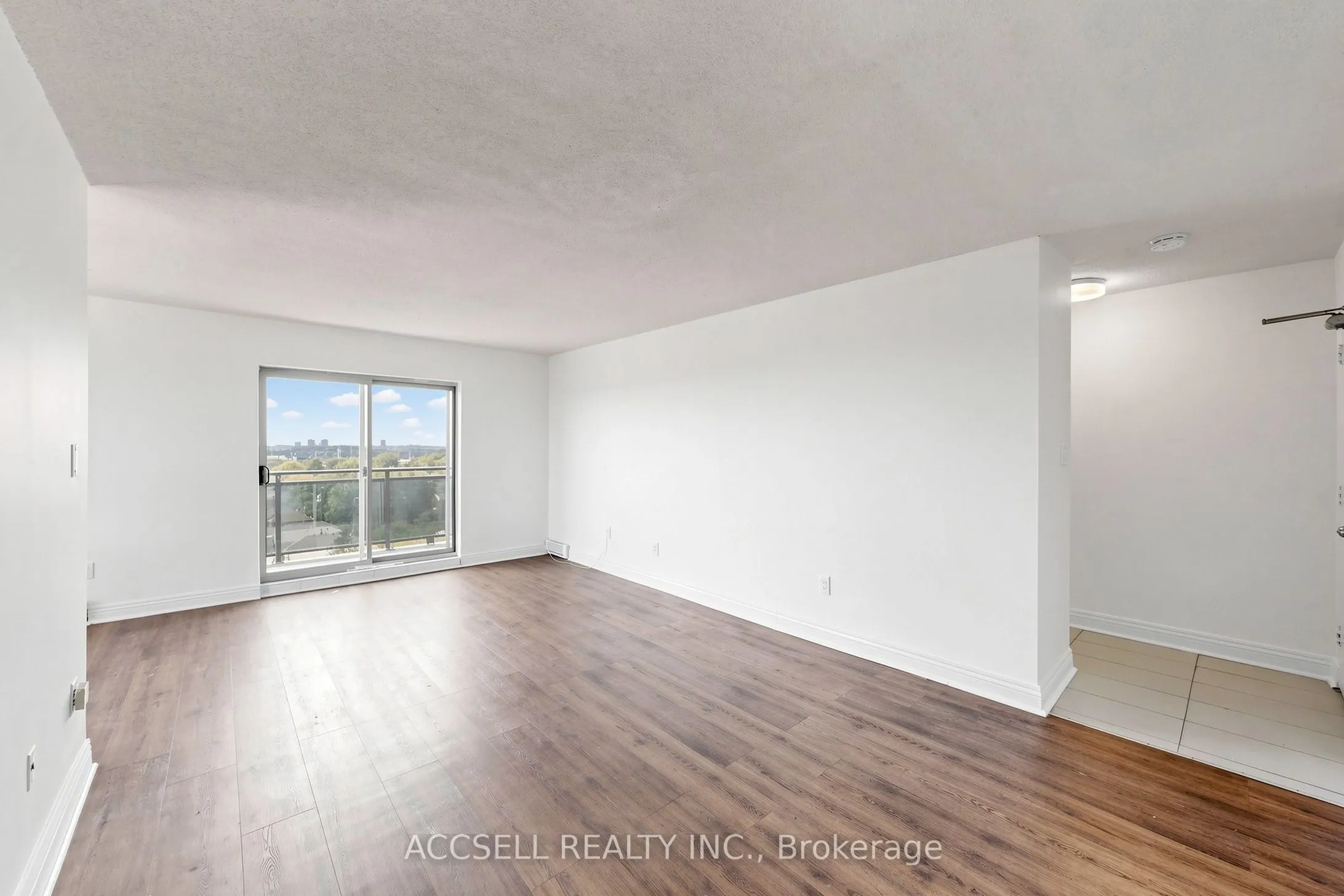 855 Kennedy Road #901