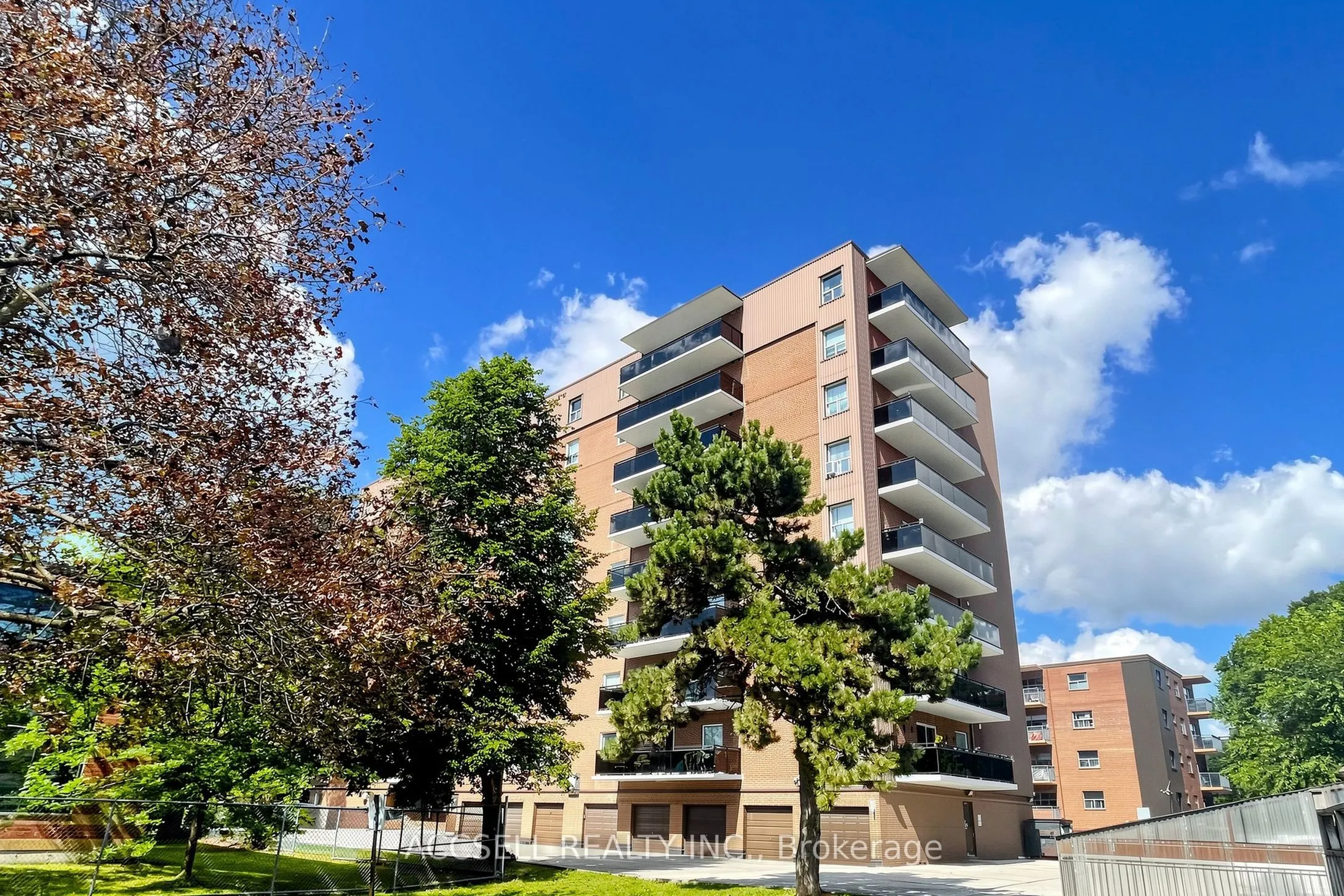 855 Kennedy Road #901