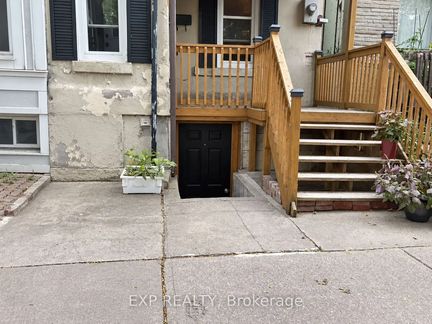 236 Munro Street #Bsmt