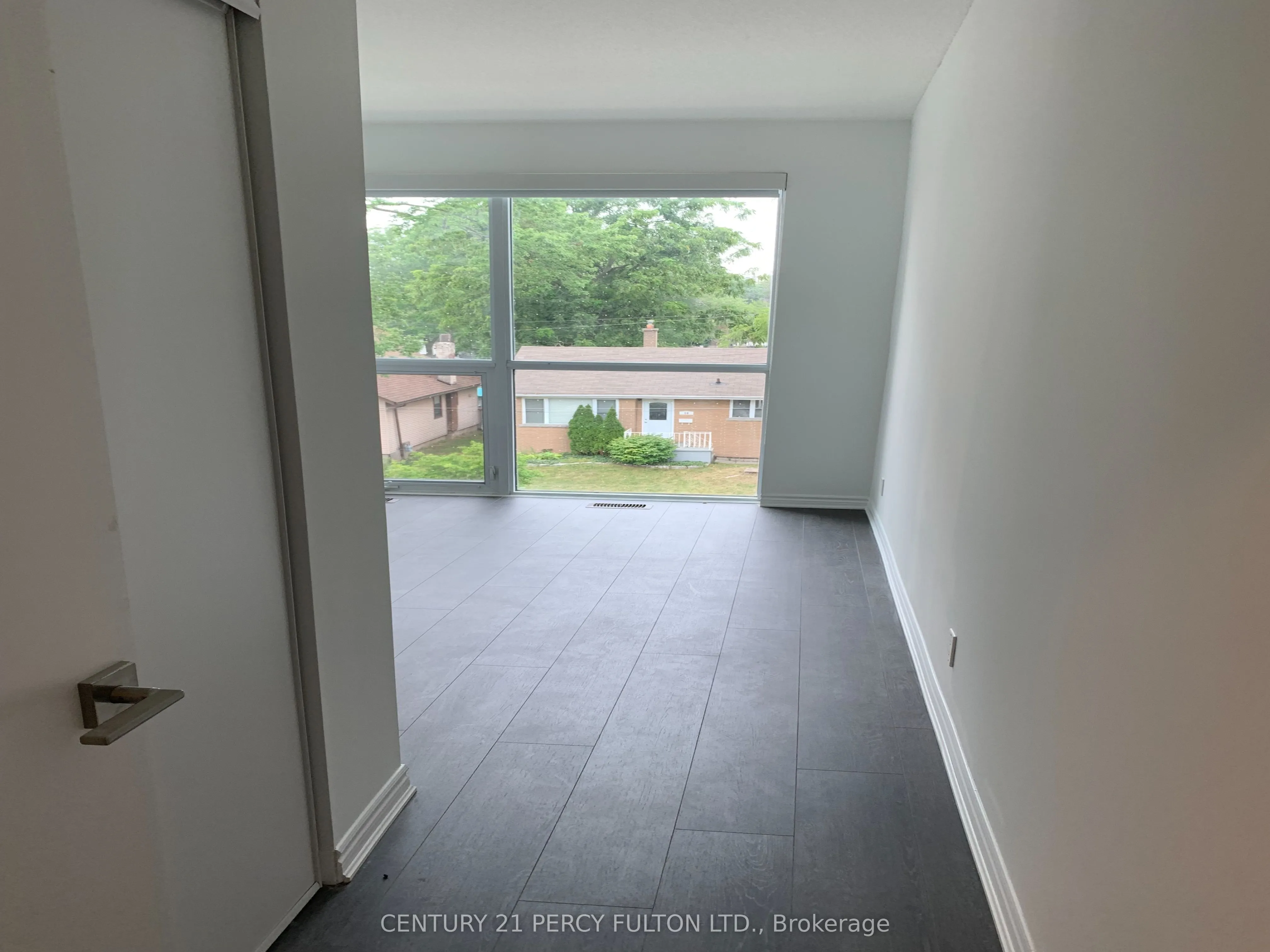 9B Falaise Road #9B