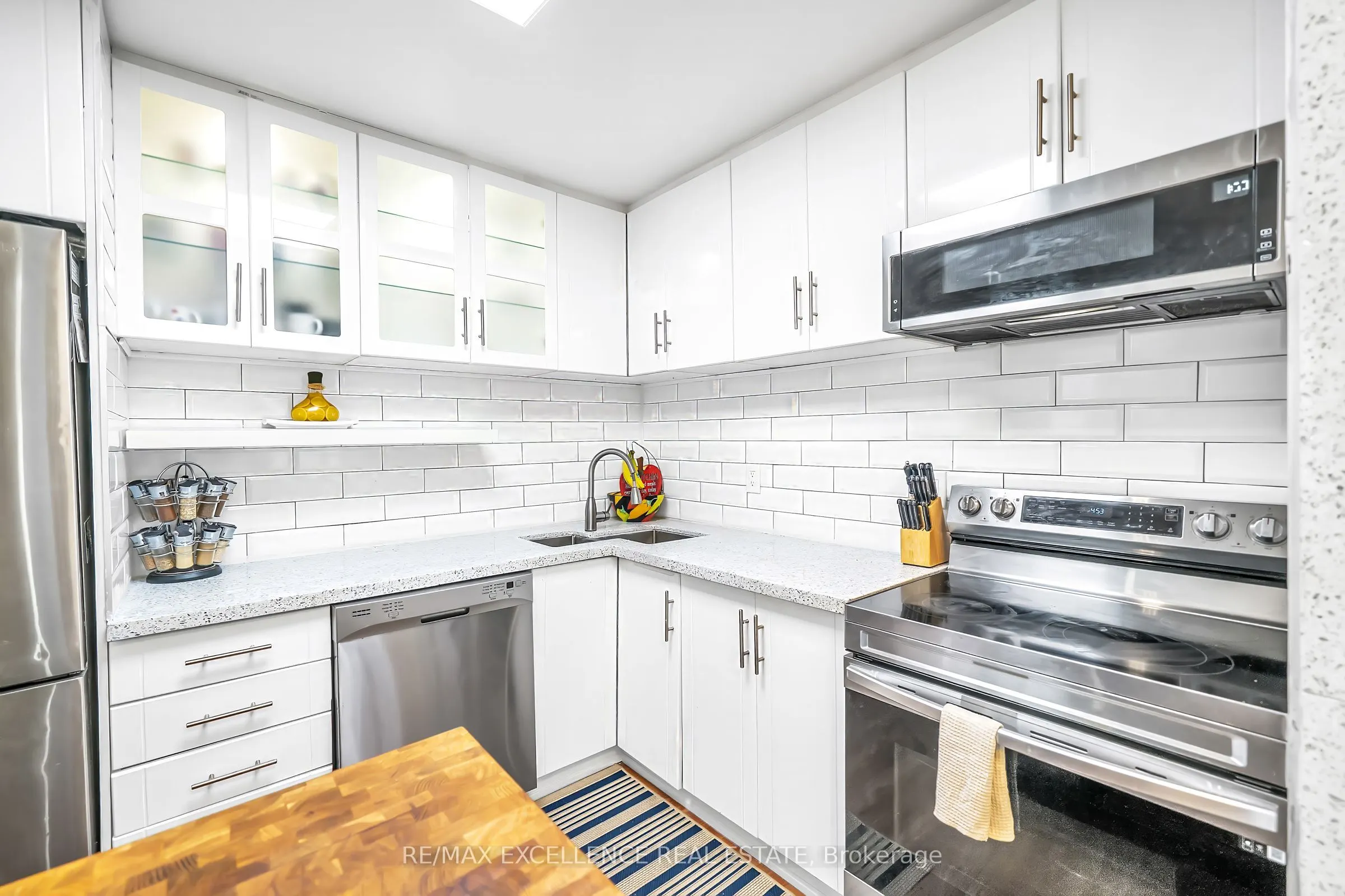 44 Falby Court #1402
