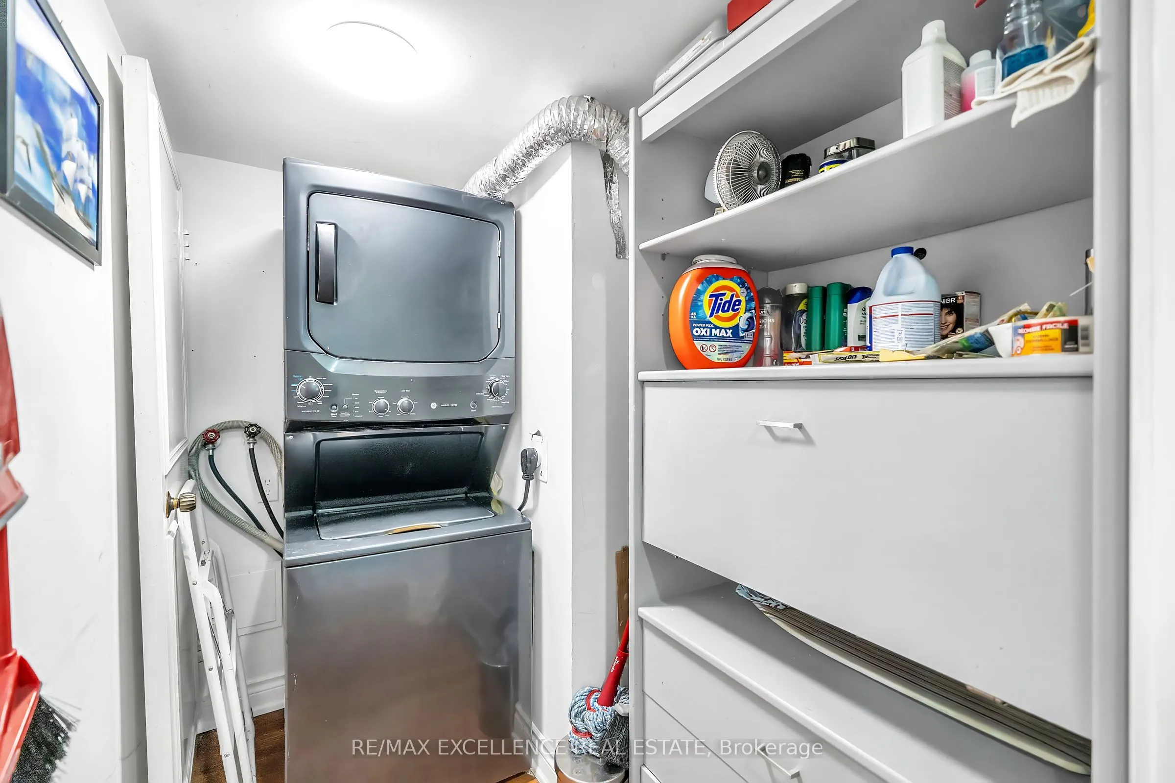 44 Falby Court #1402