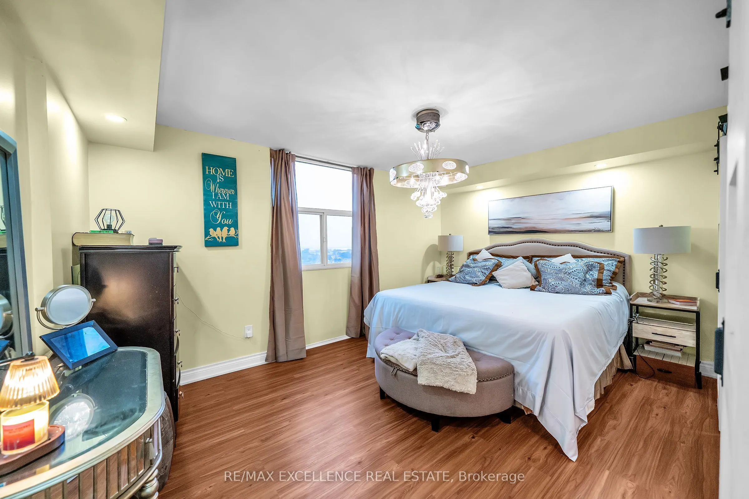 44 Falby Court #1402