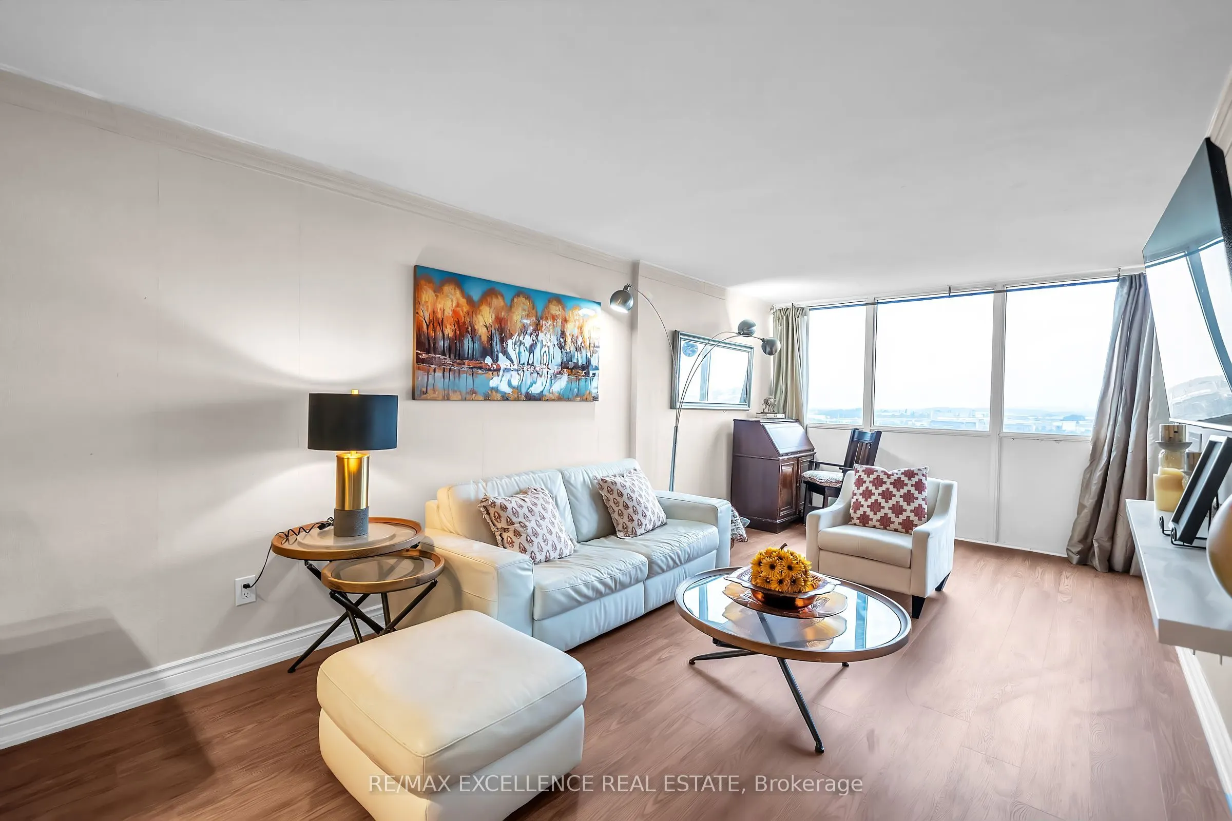 44 Falby Court #1402