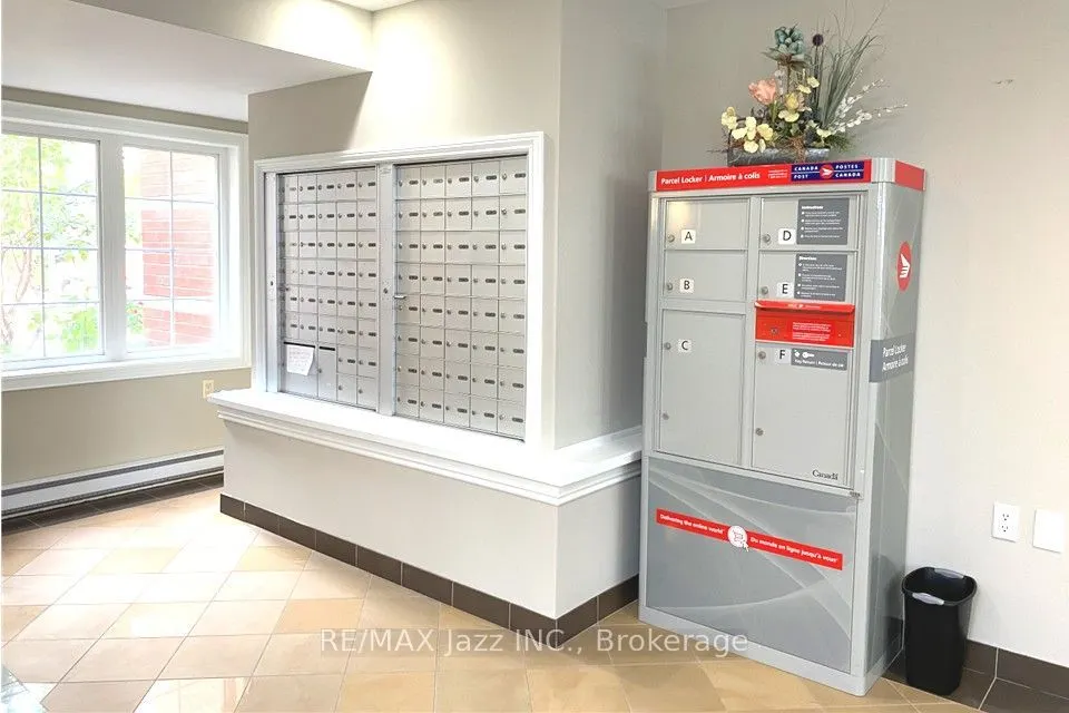61 Clarington Boulevard #102