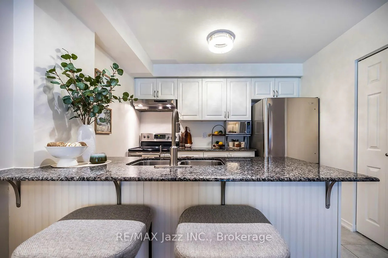 61 Clarington Boulevard #102
