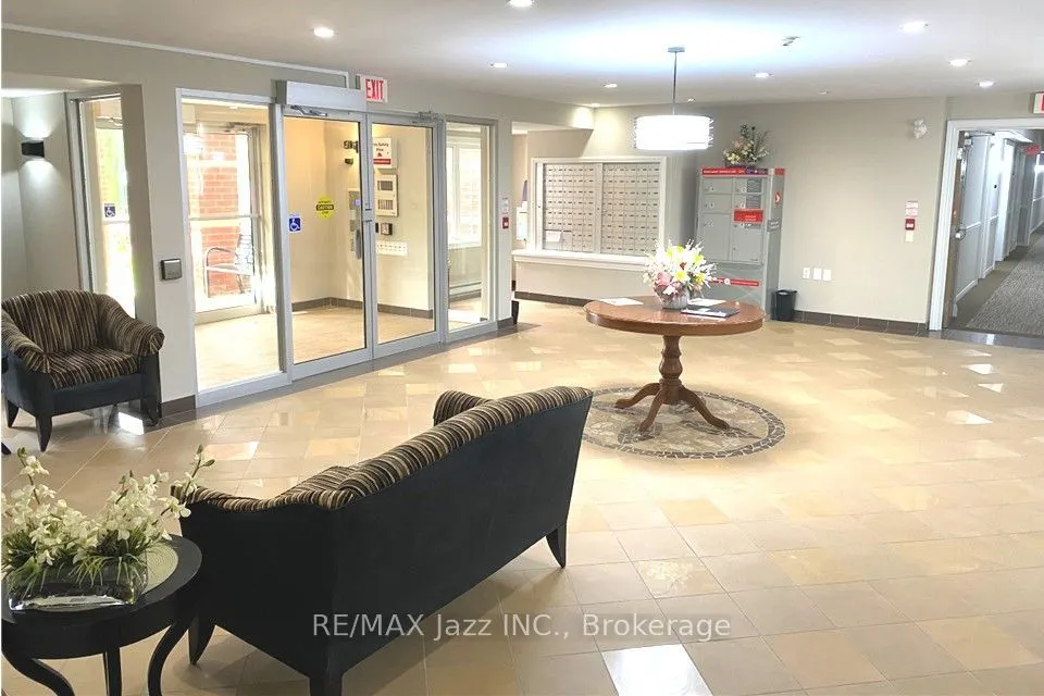 61 Clarington Boulevard #102