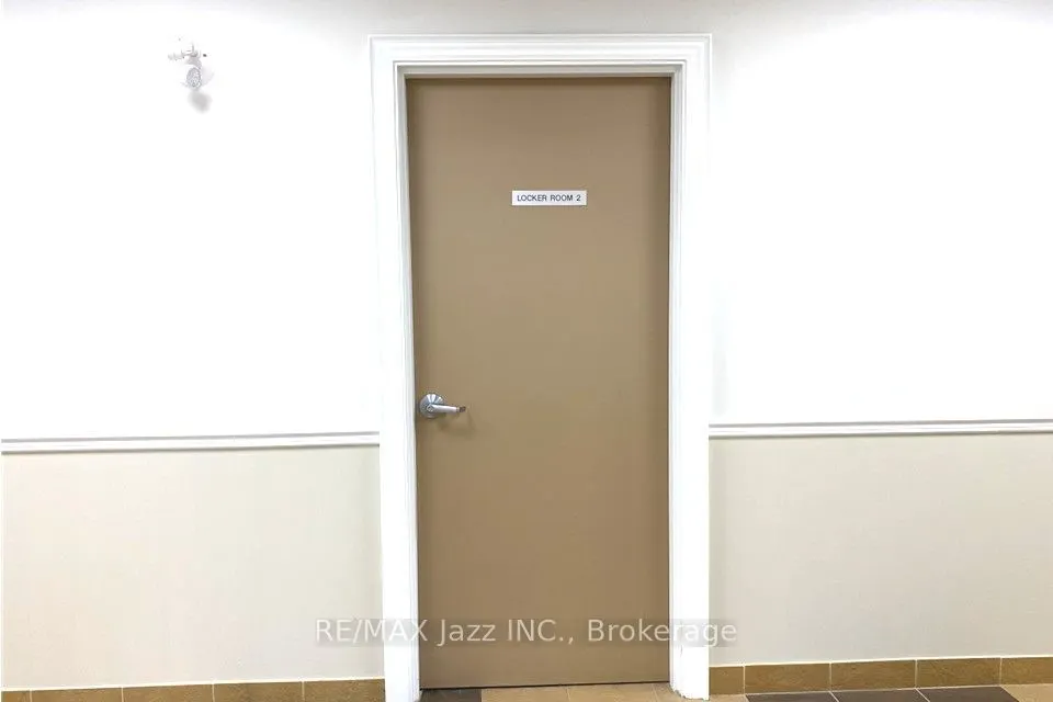 61 Clarington Boulevard #102