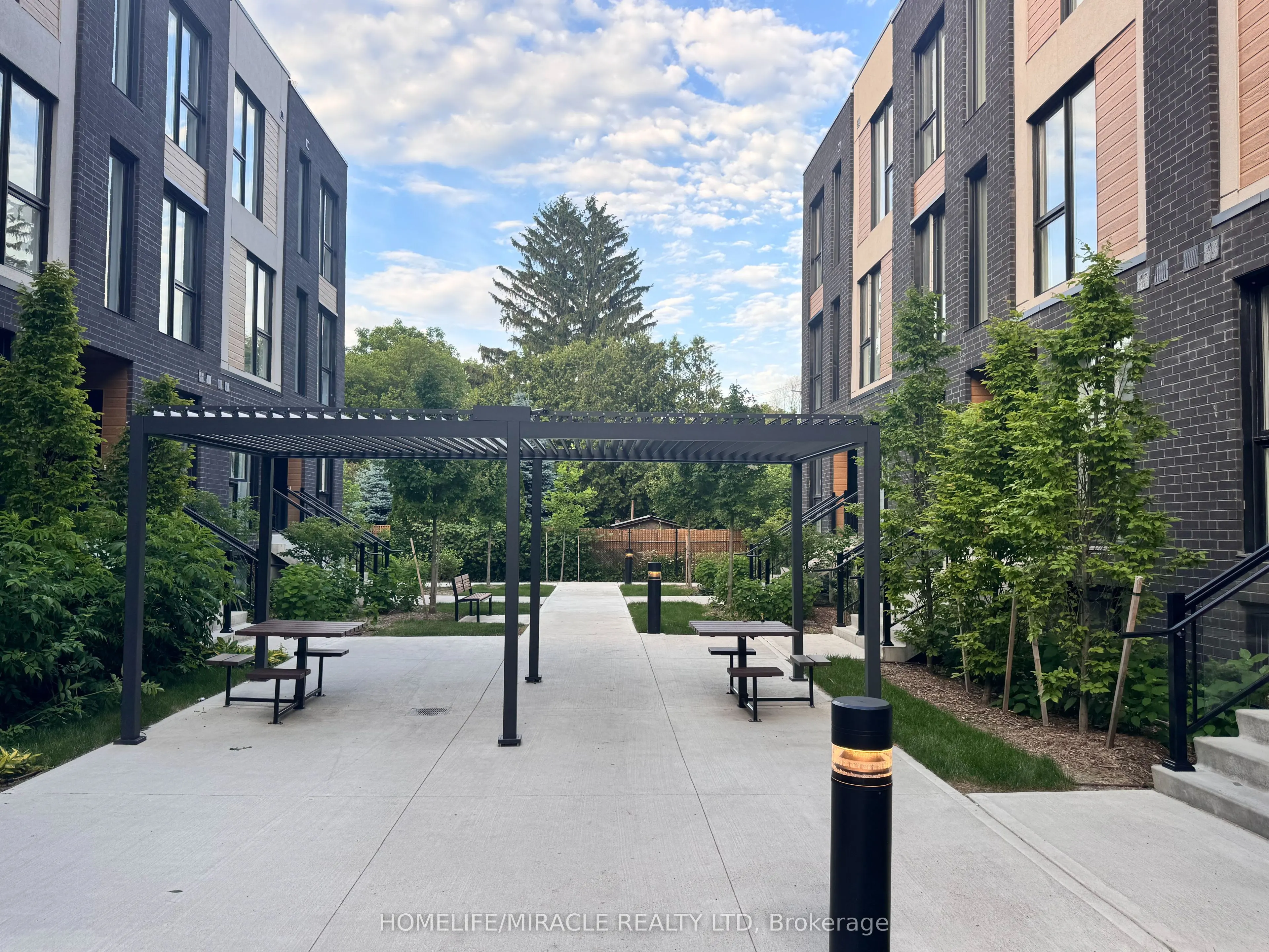 176 Clonmore Drive #4