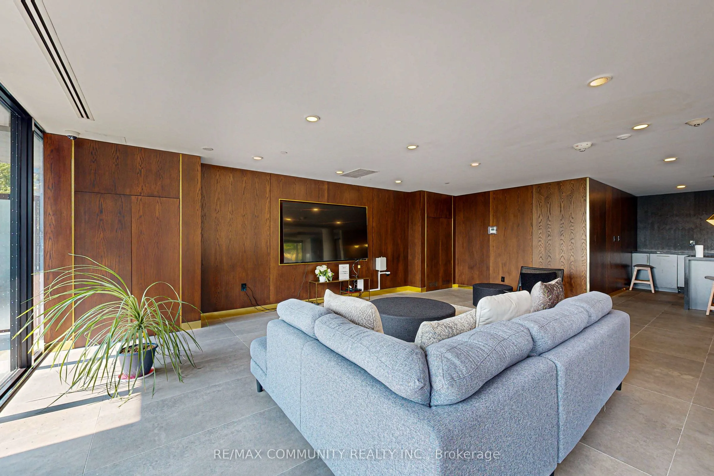 2799 Kingston Road #521