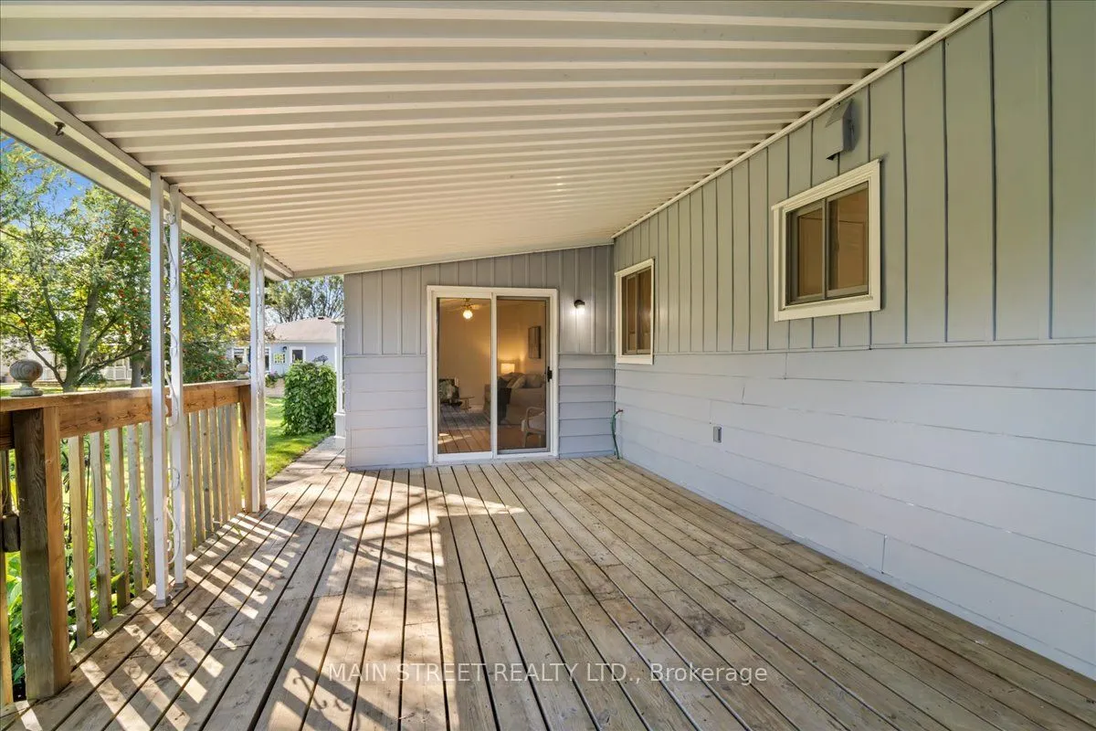 2 Pineridge Crescent
