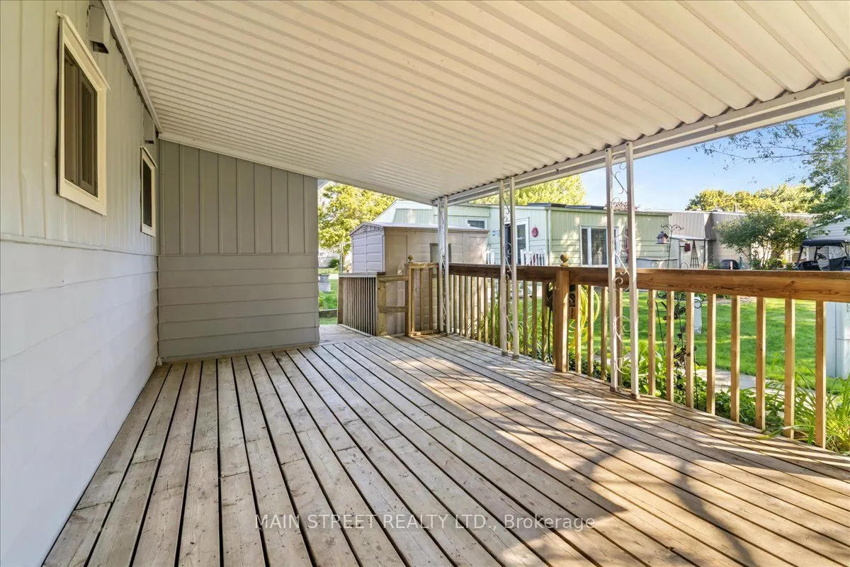 2 Pineridge Crescent