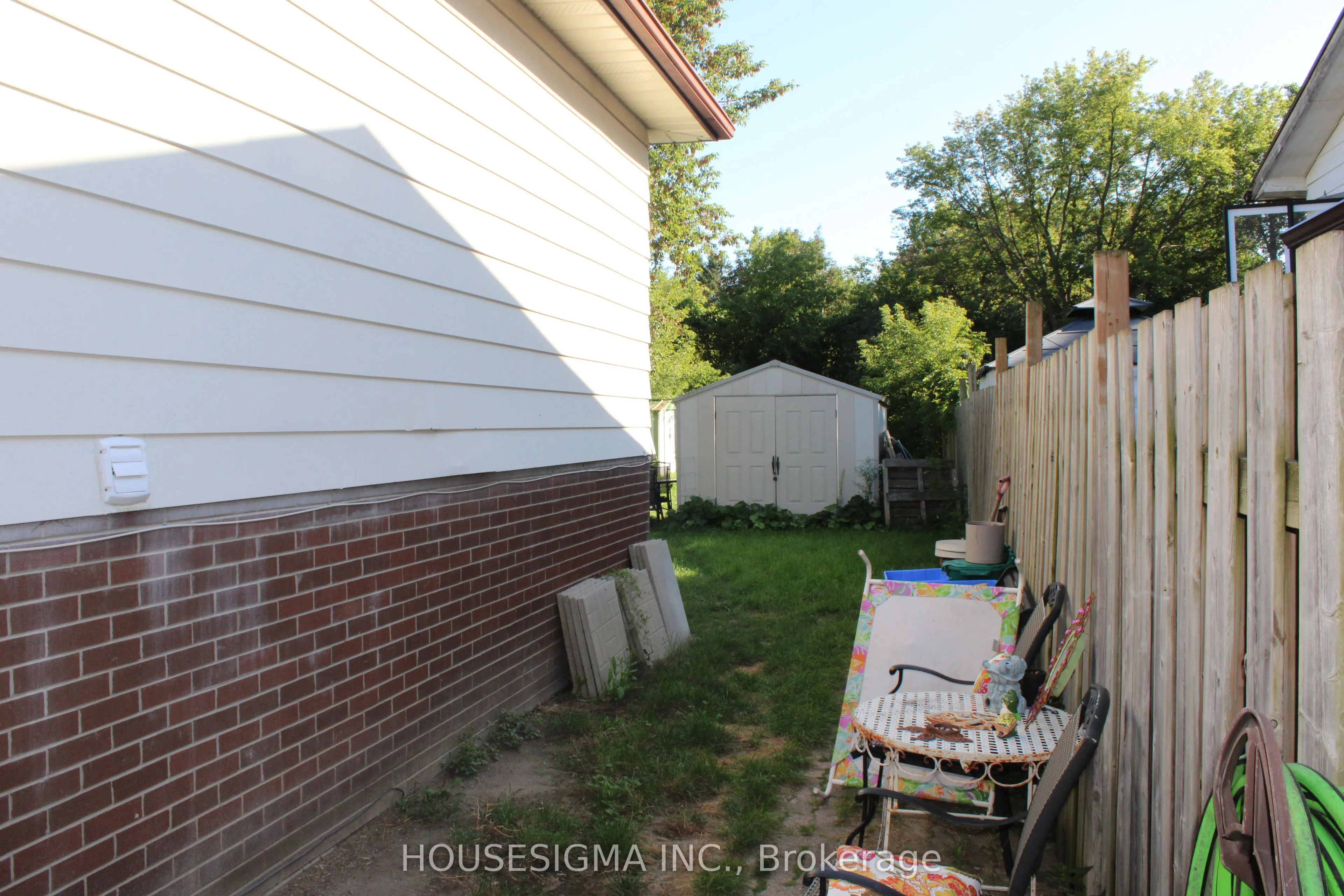 430 Harcourt Drive