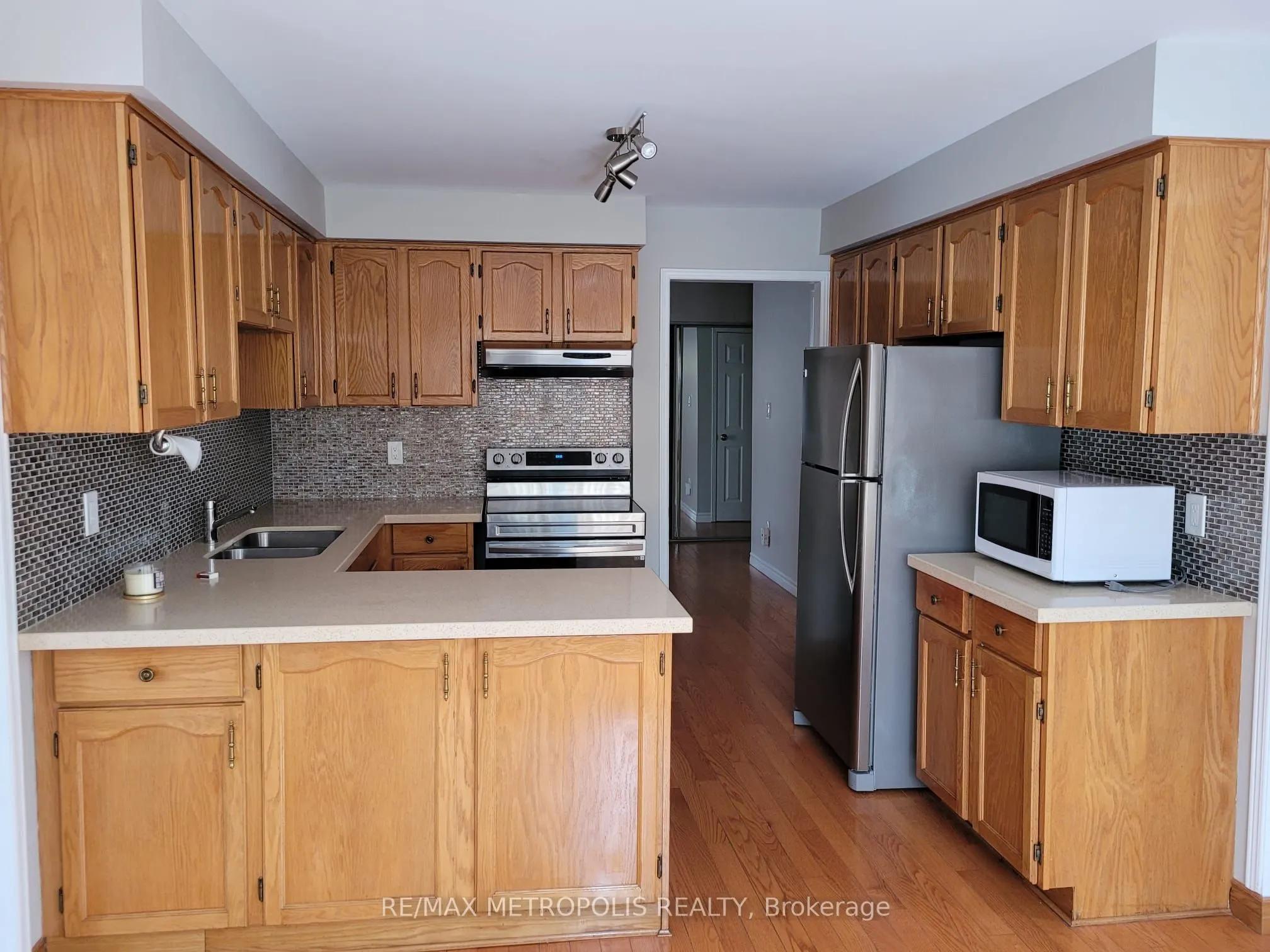 83 Windrush Trail