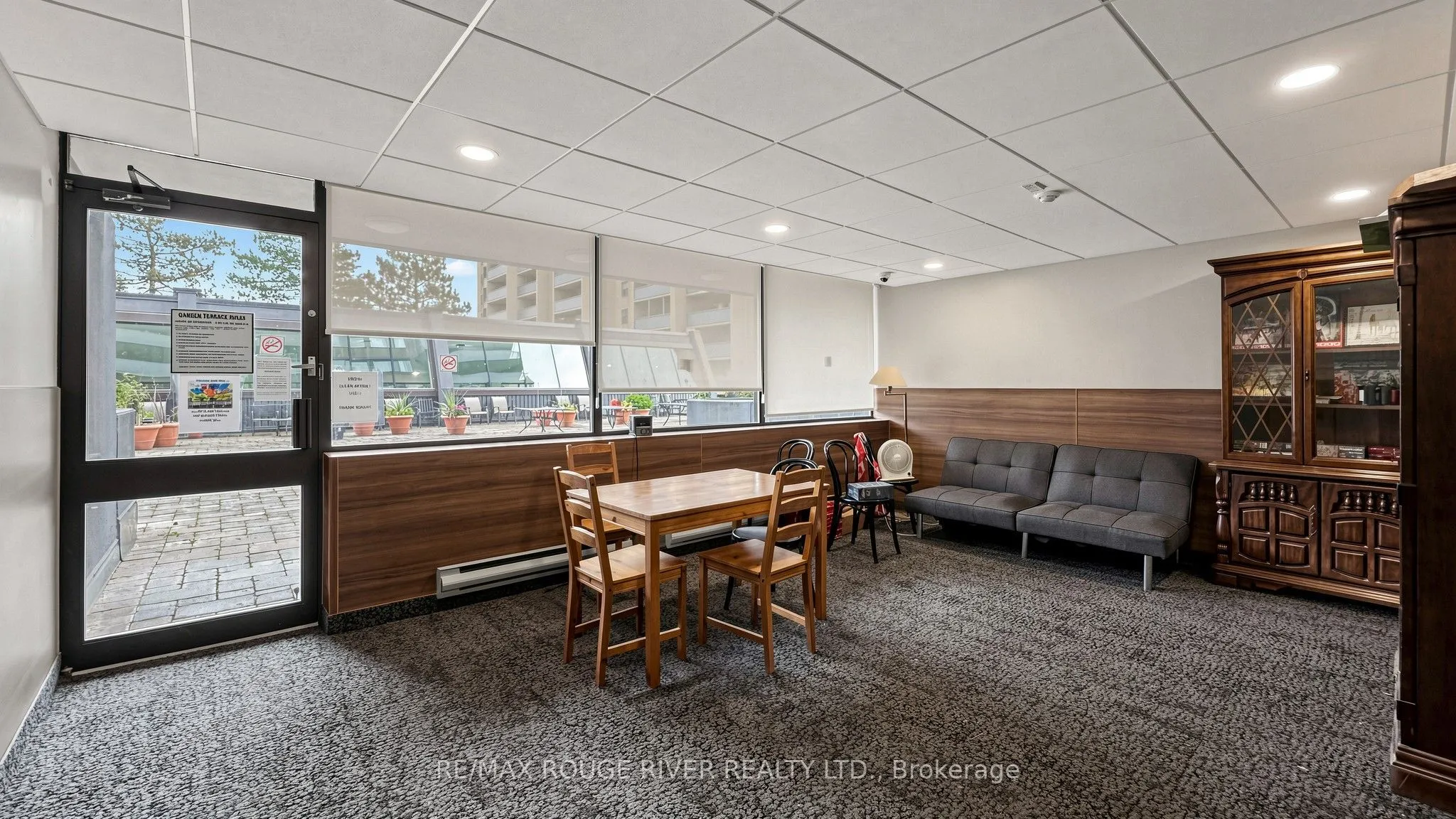 757 Victoria Park Avenue #206