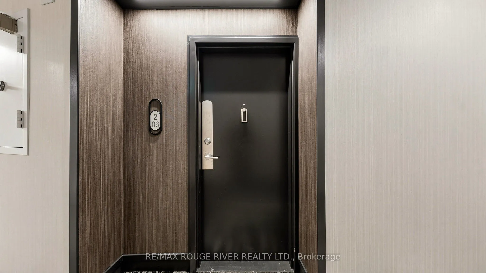 757 Victoria Park Avenue #206