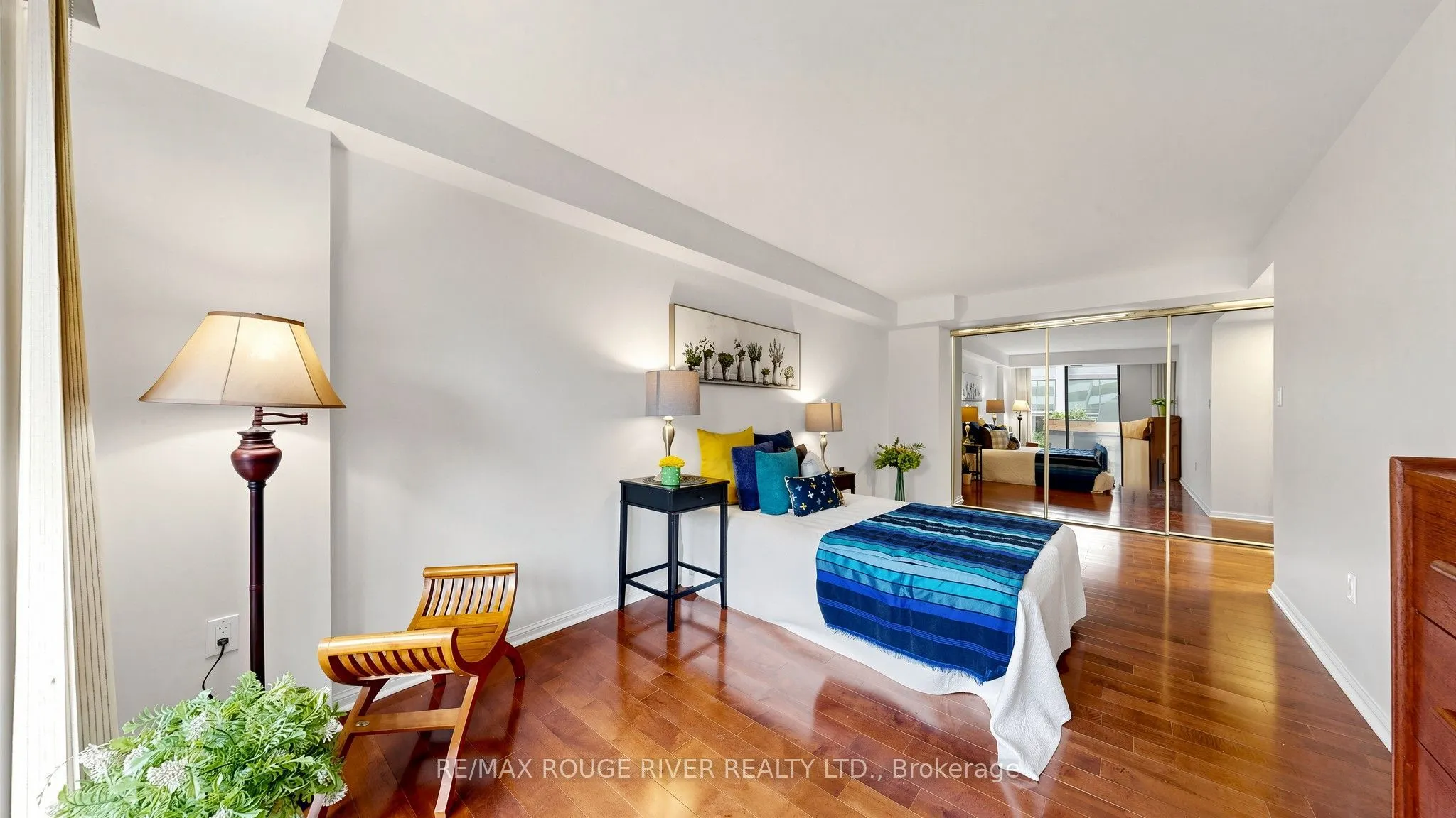 757 Victoria Park Avenue #206