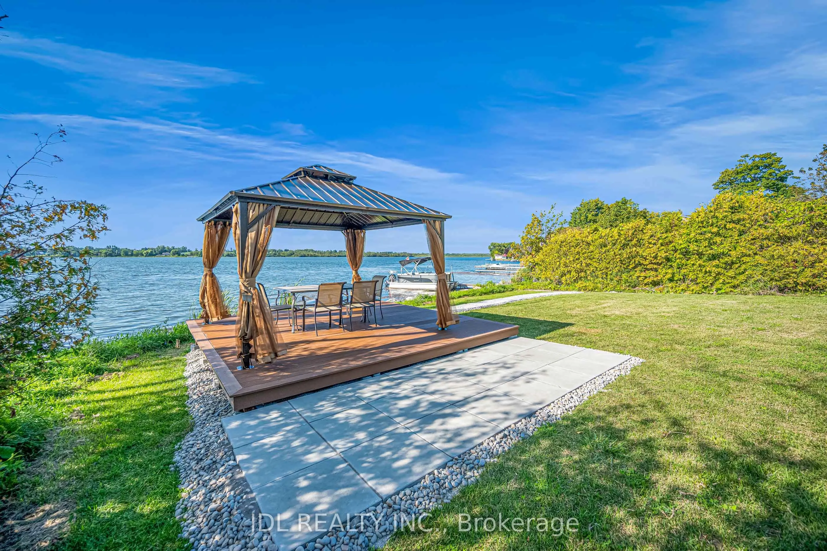536 Fralicks Beach Road