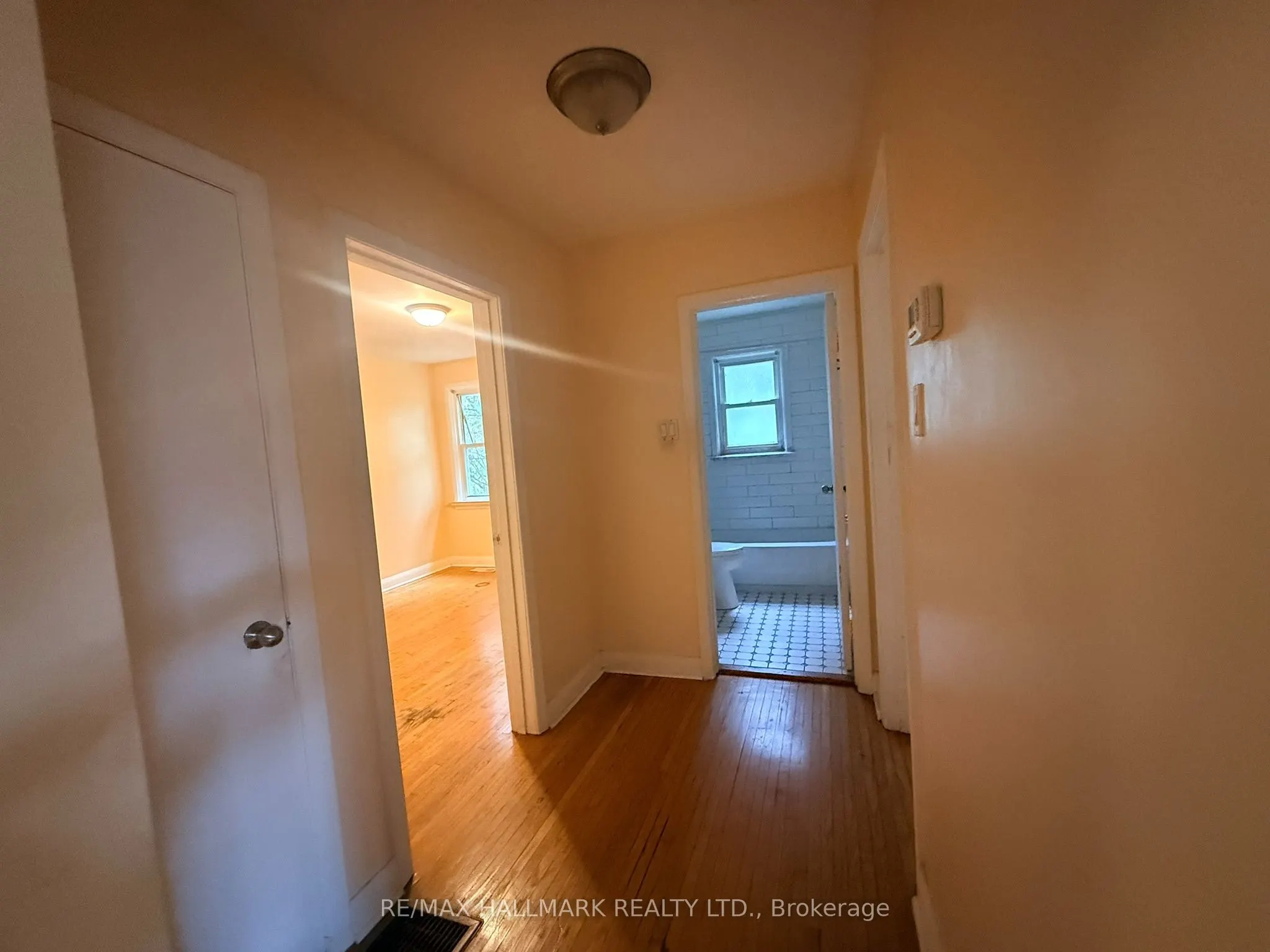 14 Lombardy Crescent