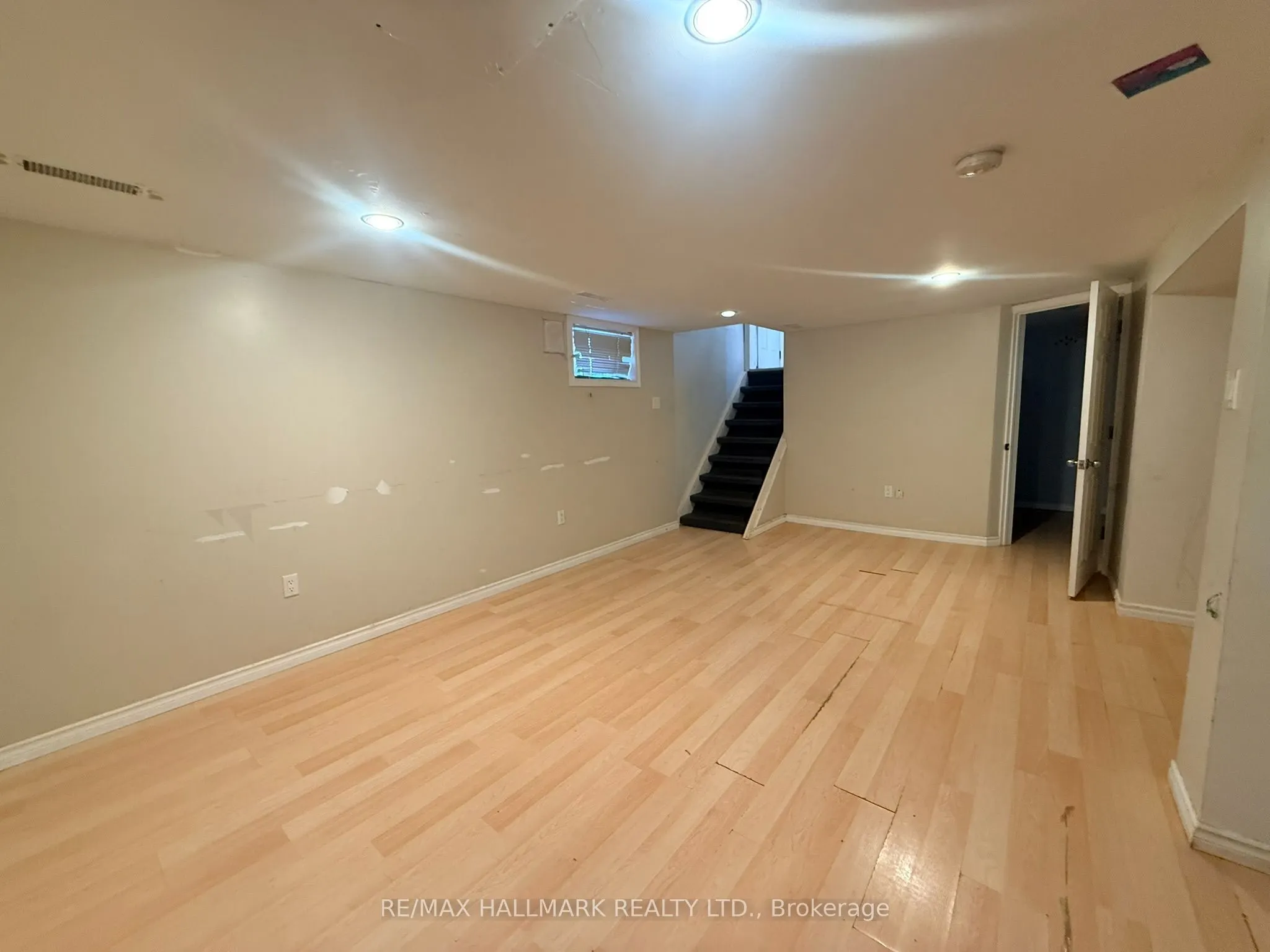 14 Lombardy Crescent