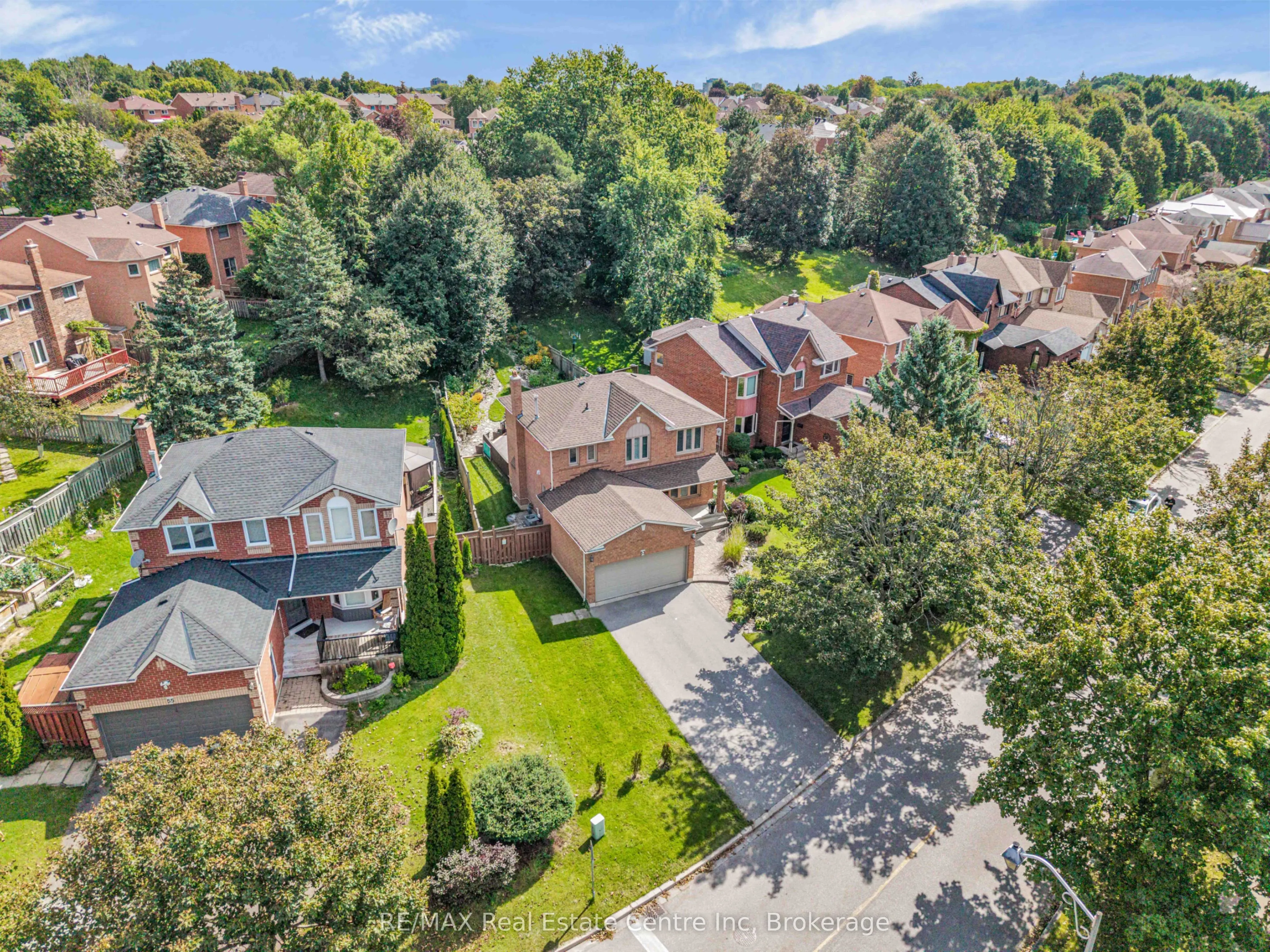 53 Meekings Drive