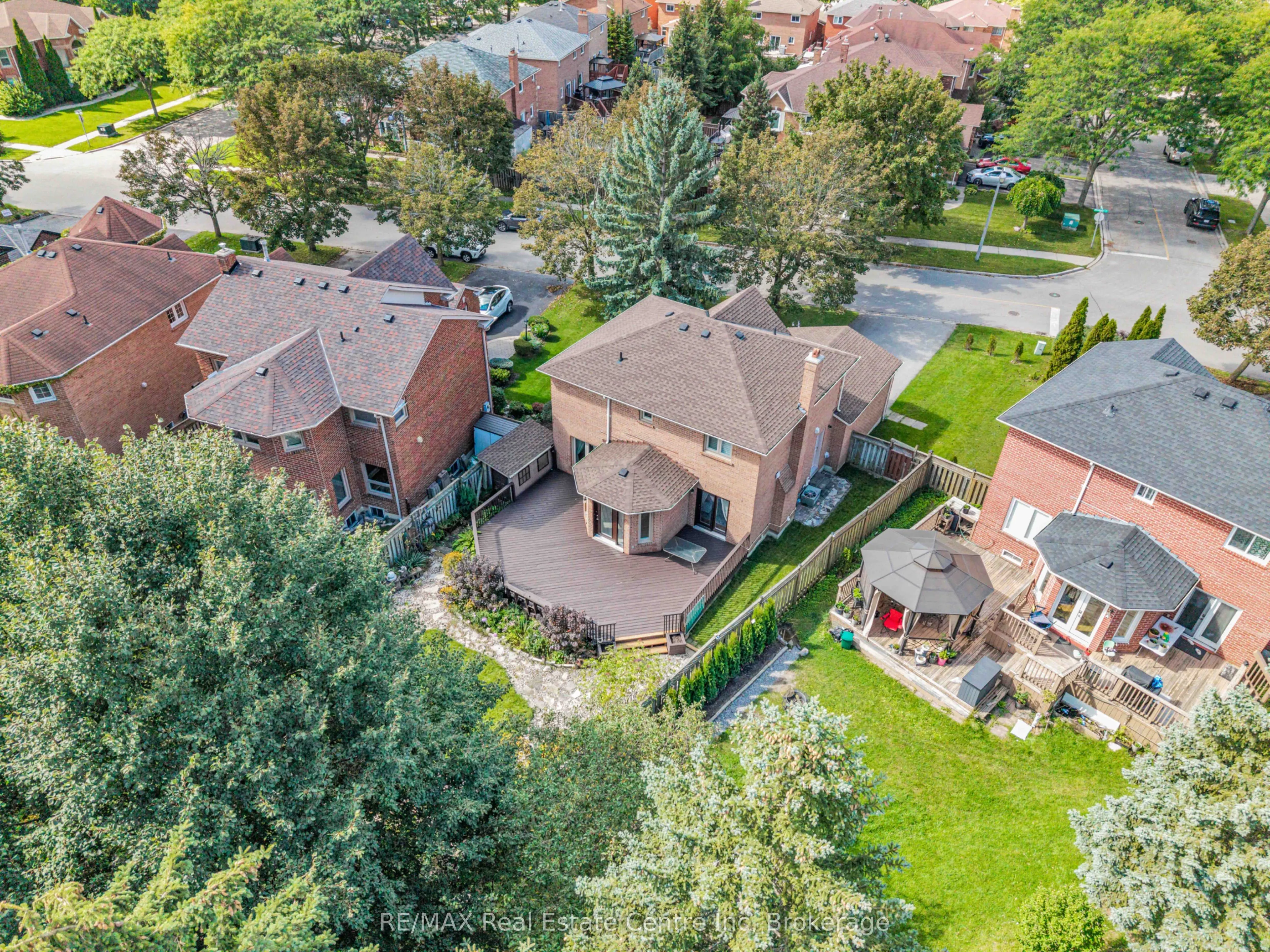 53 Meekings Drive
