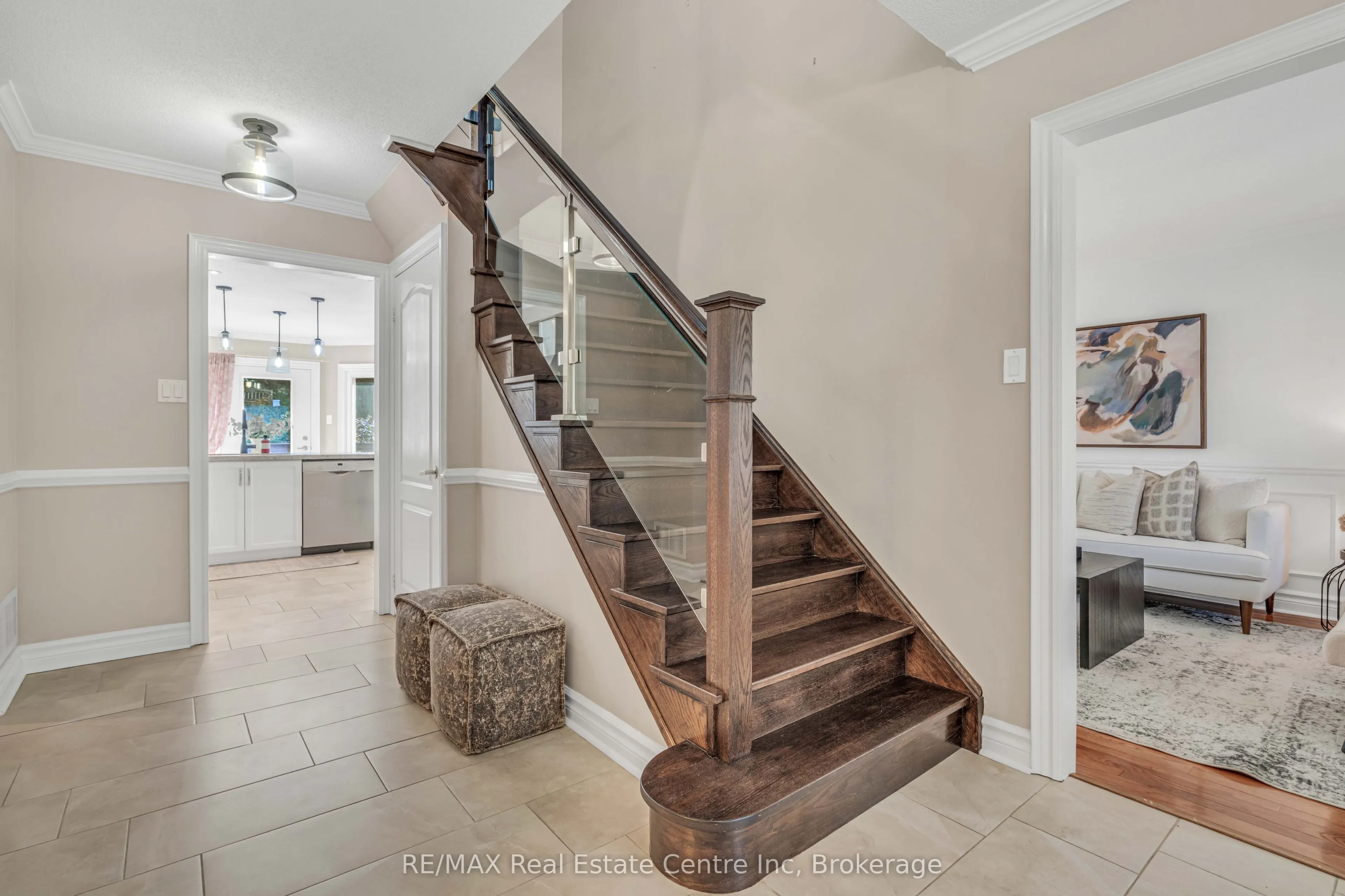 53 Meekings Drive
