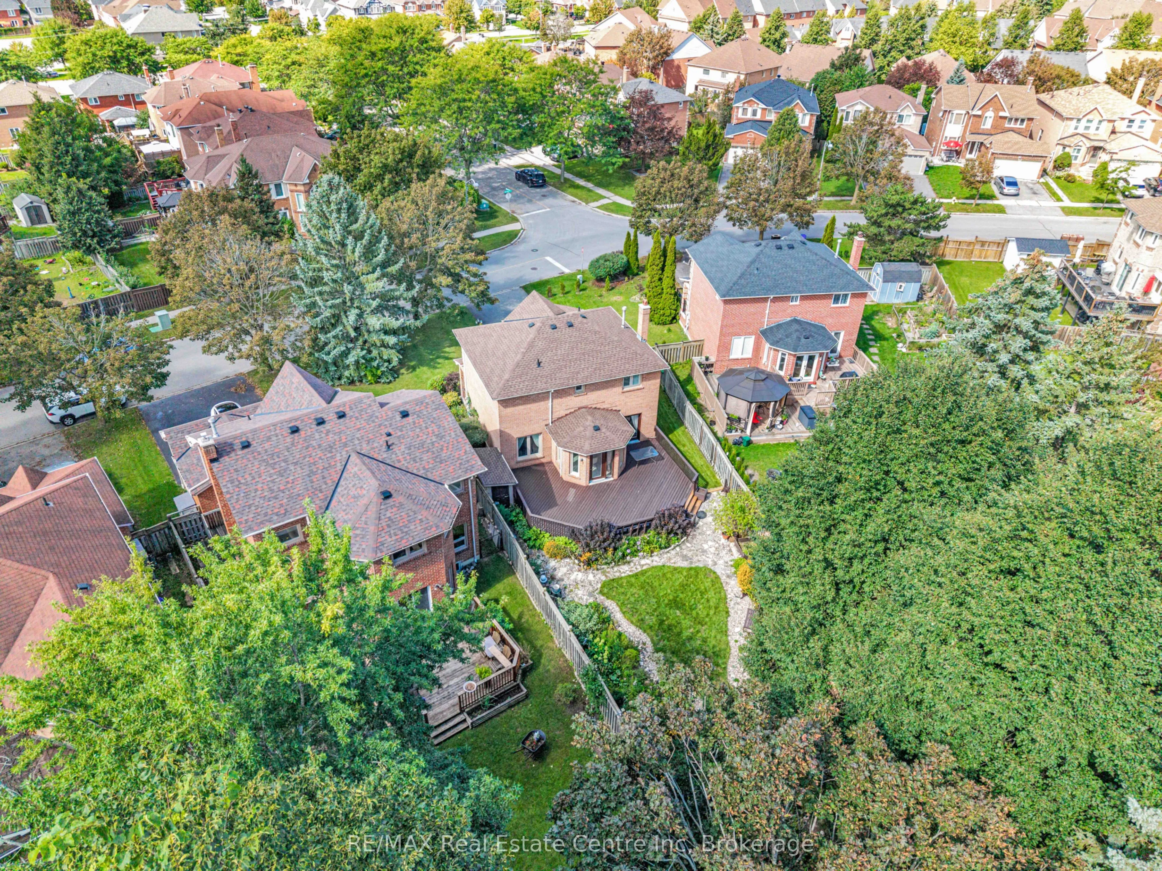 53 Meekings Drive