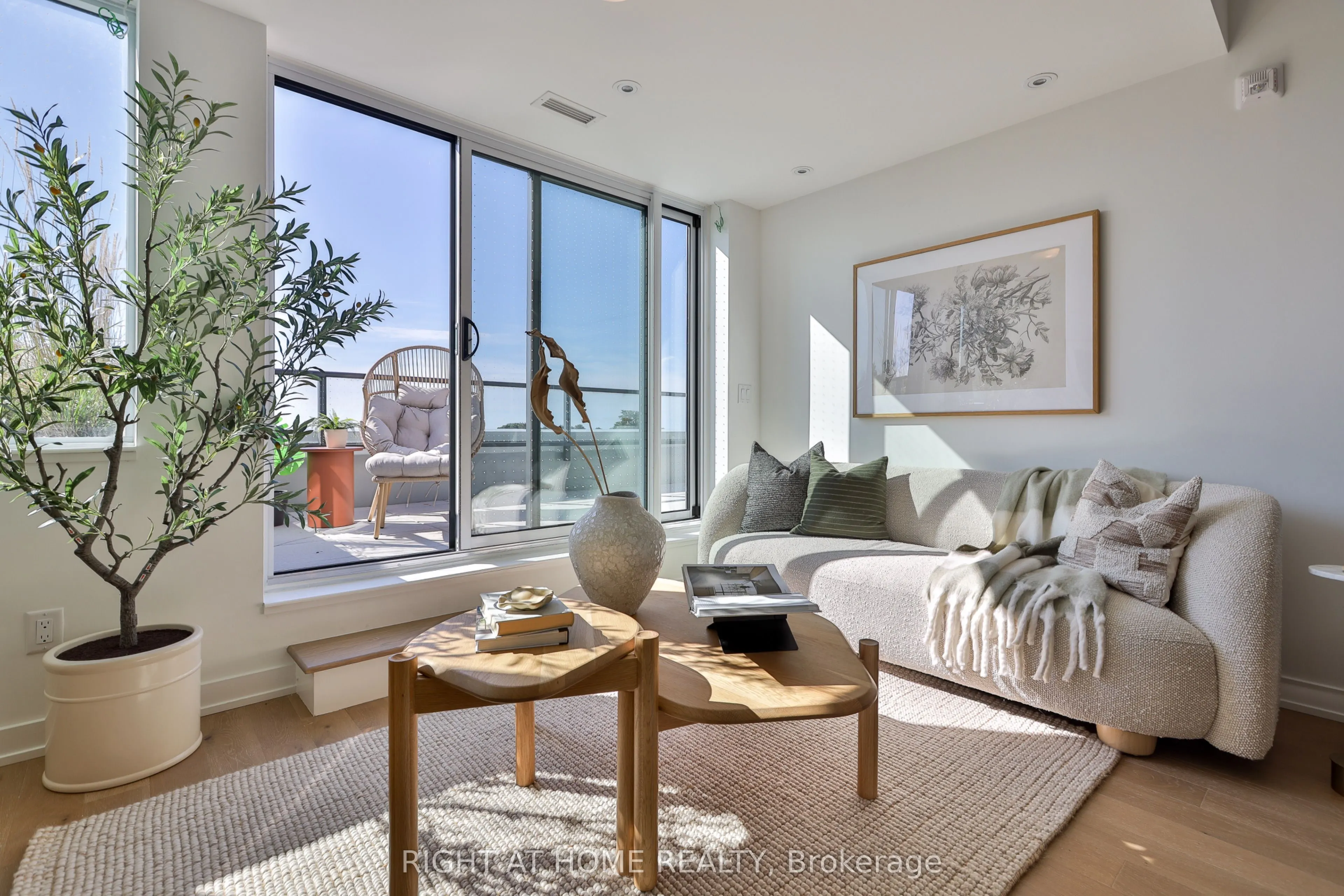 1161 Kingston Road #508