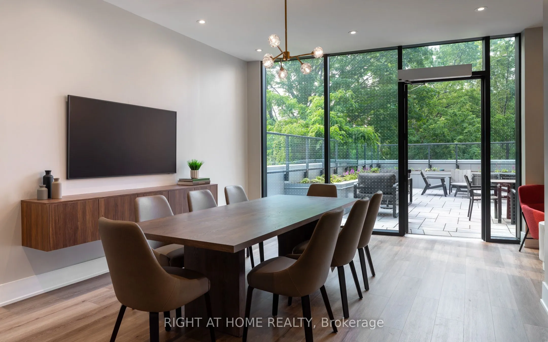 1161 Kingston Road #508