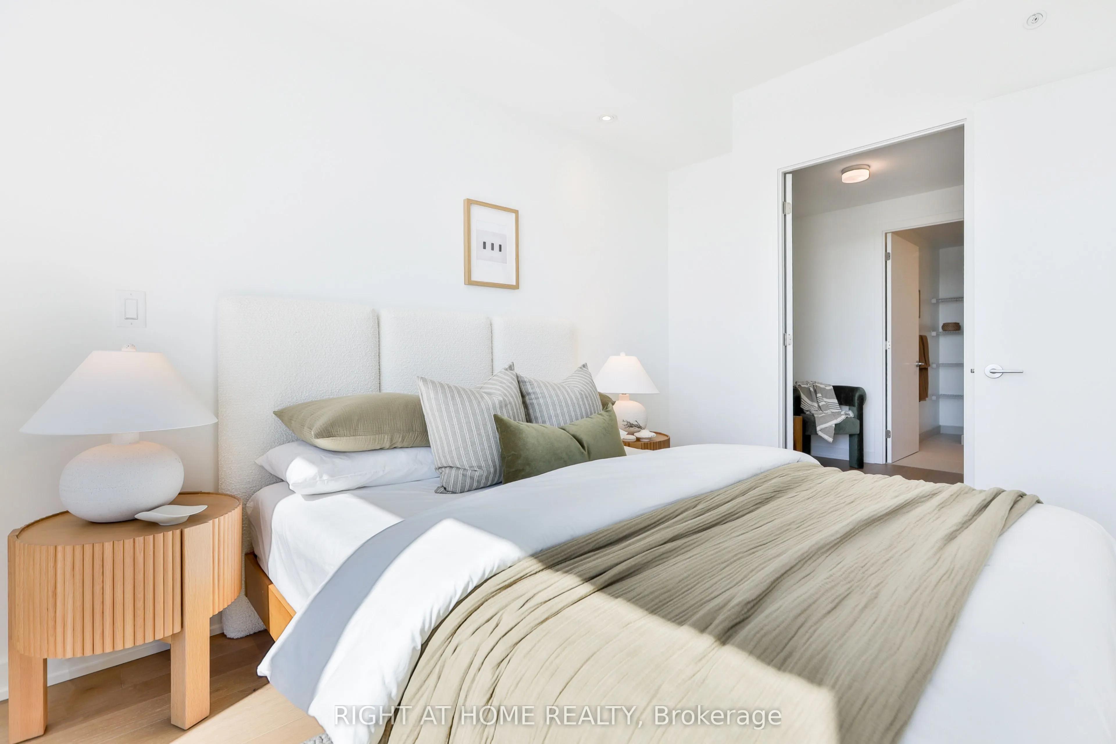1161 Kingston Road #508