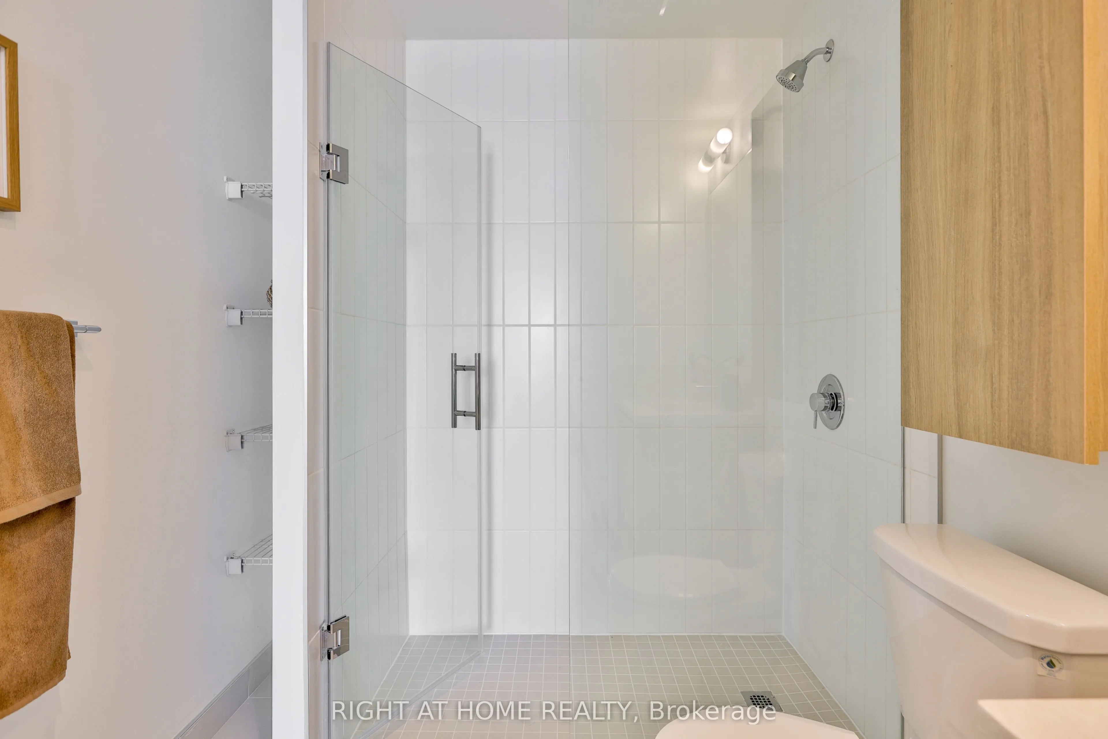 1161 Kingston Road #508
