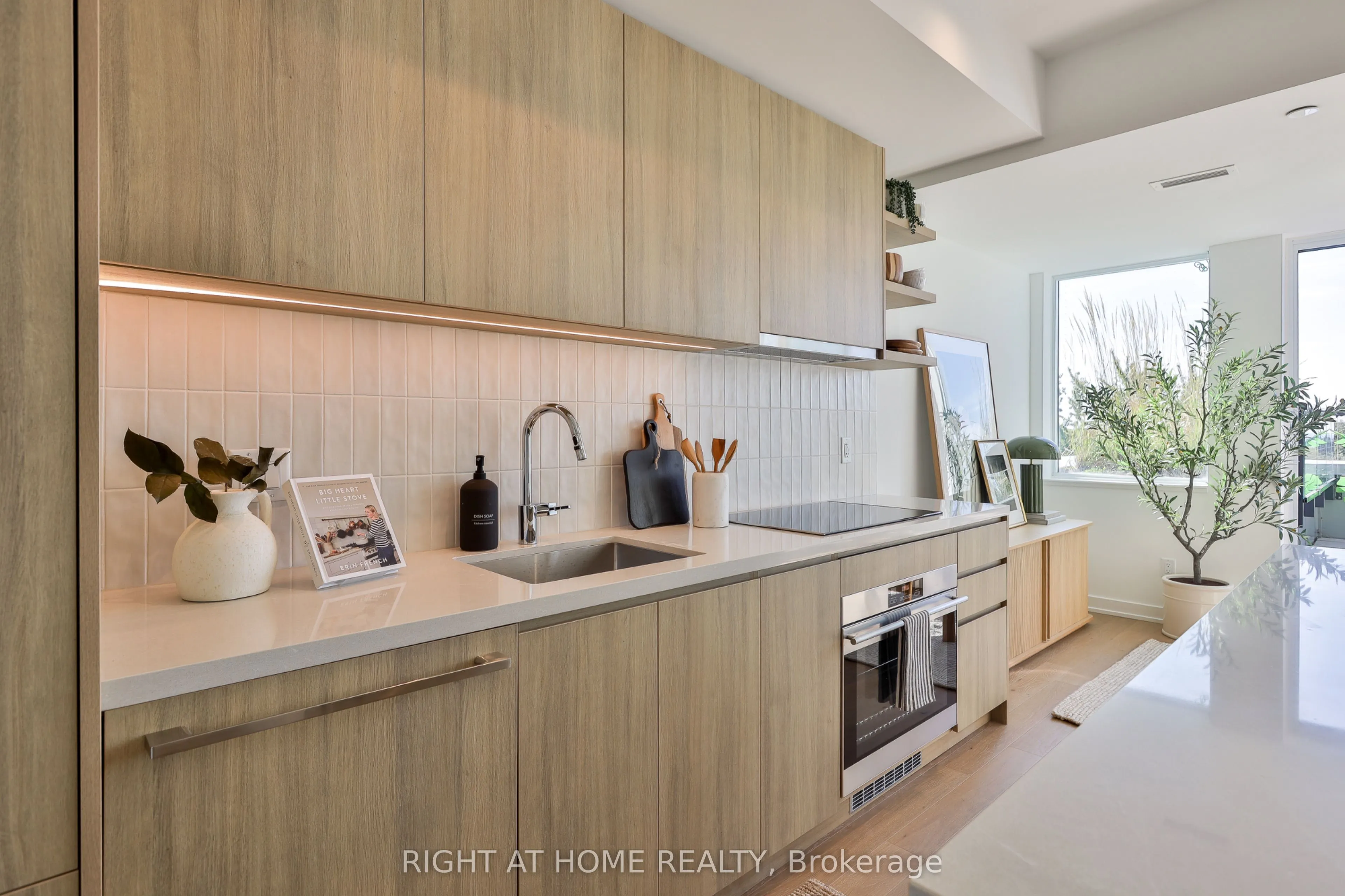 1161 Kingston Road #508
