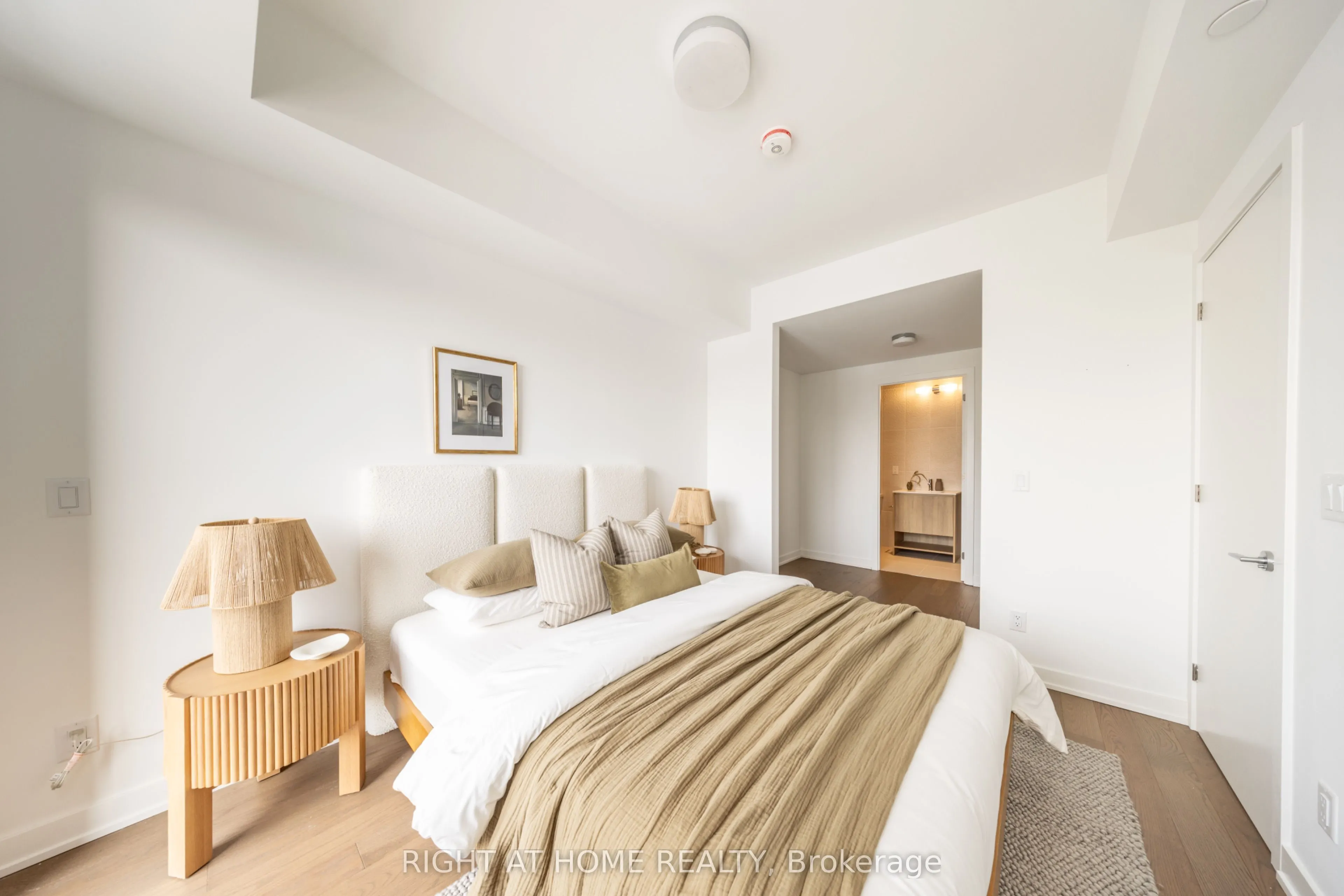 1161 Kingston Road #502