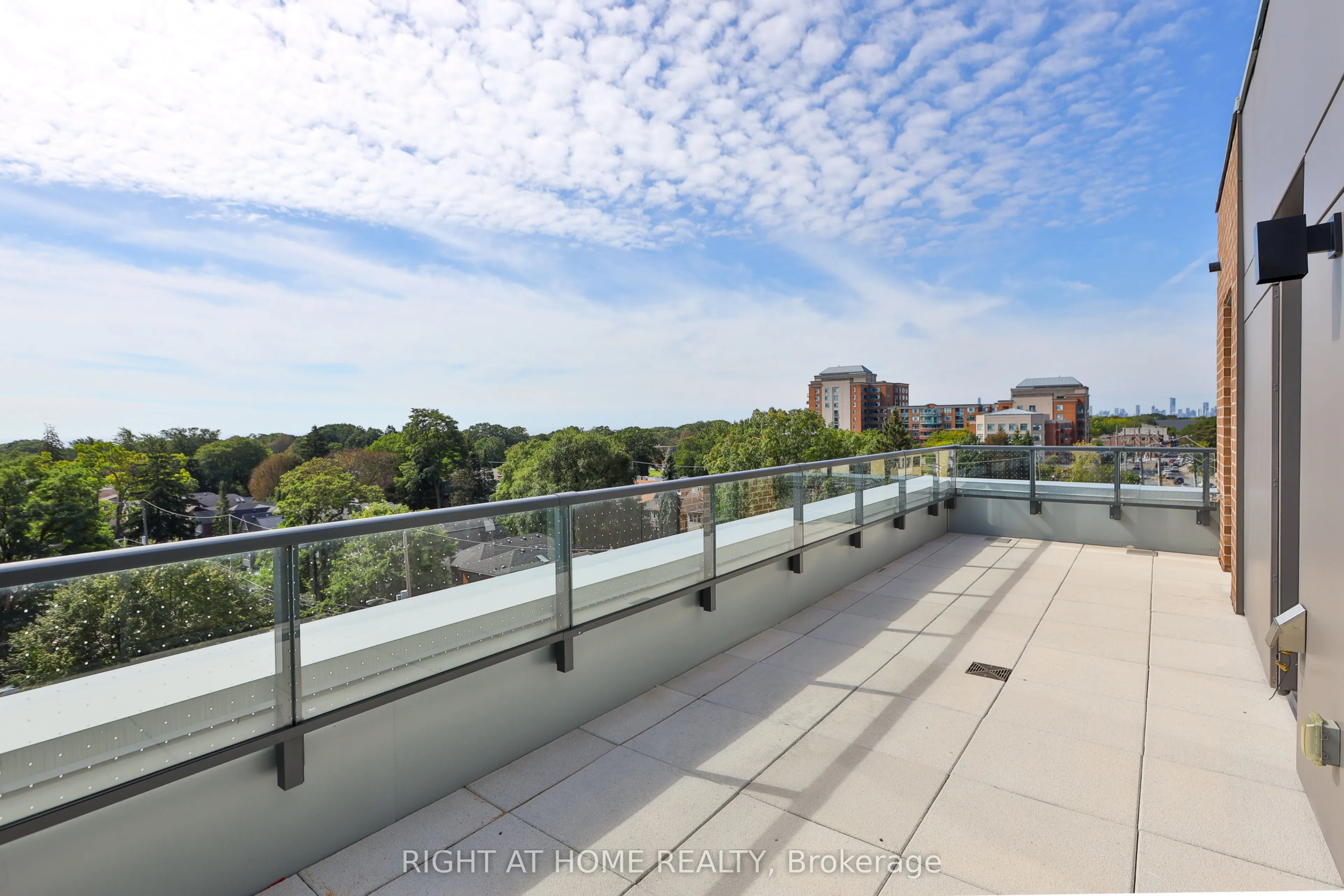 1161 Kingston Road #502