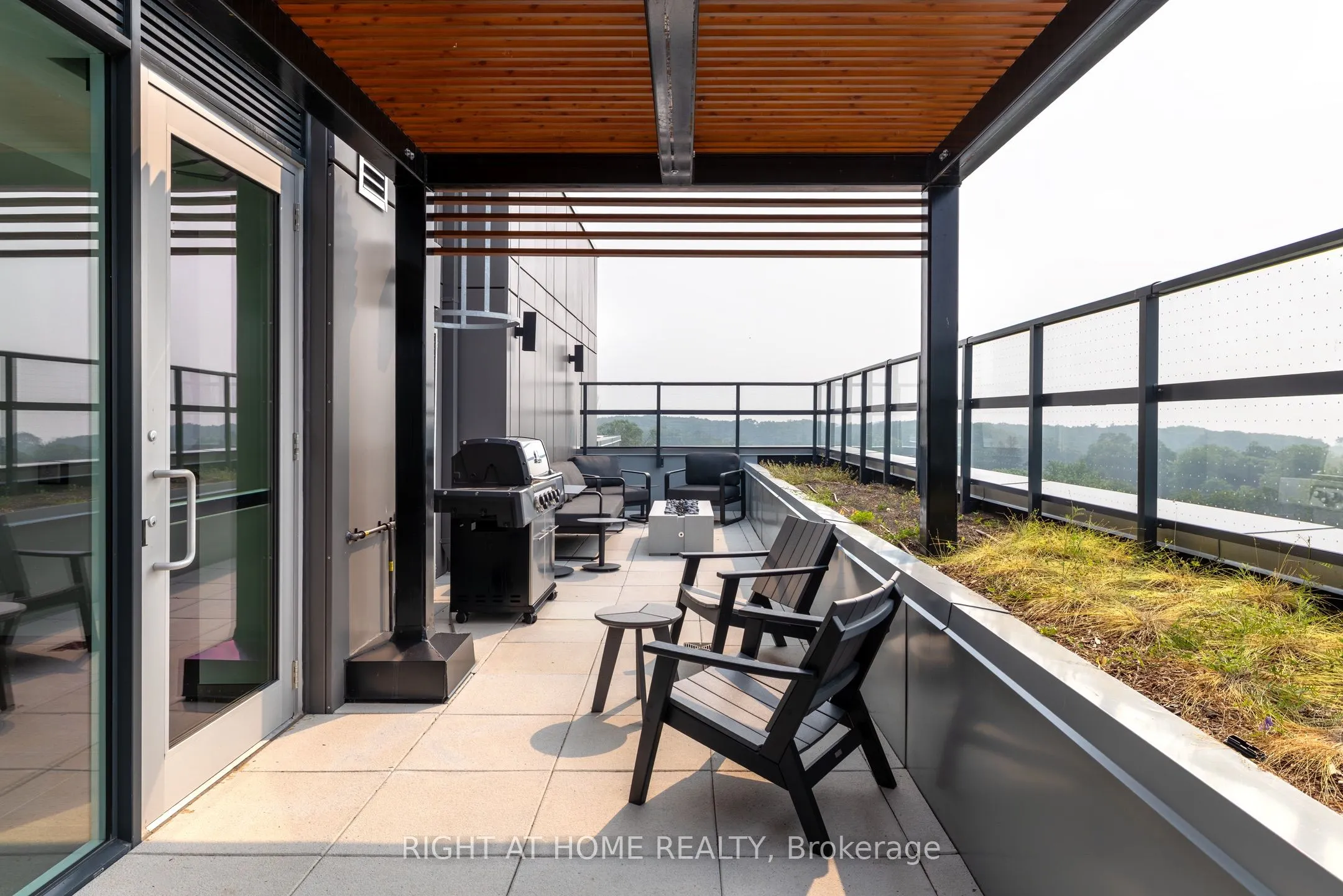 1161 Kingston Road #502