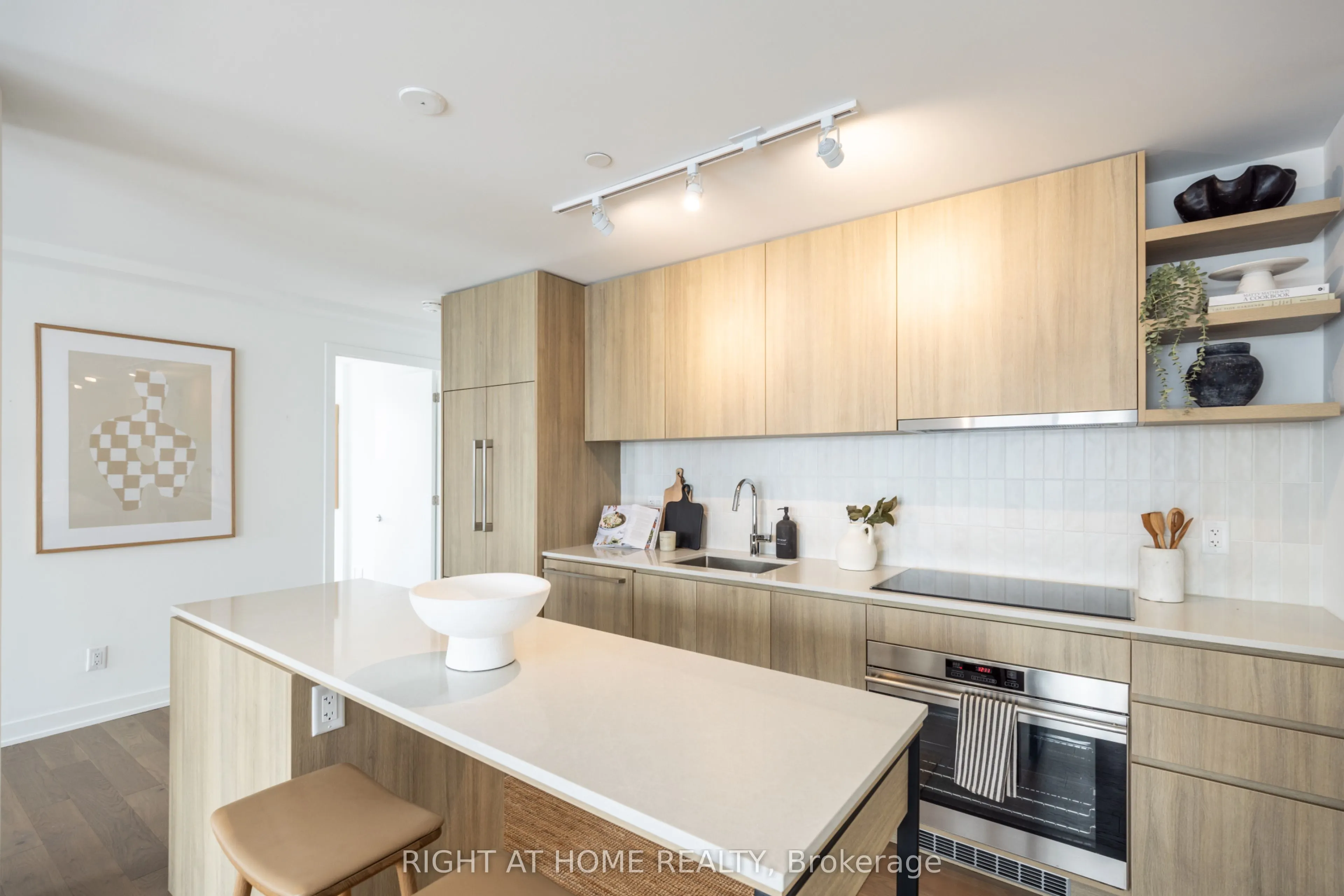 1161 Kingston Road #502