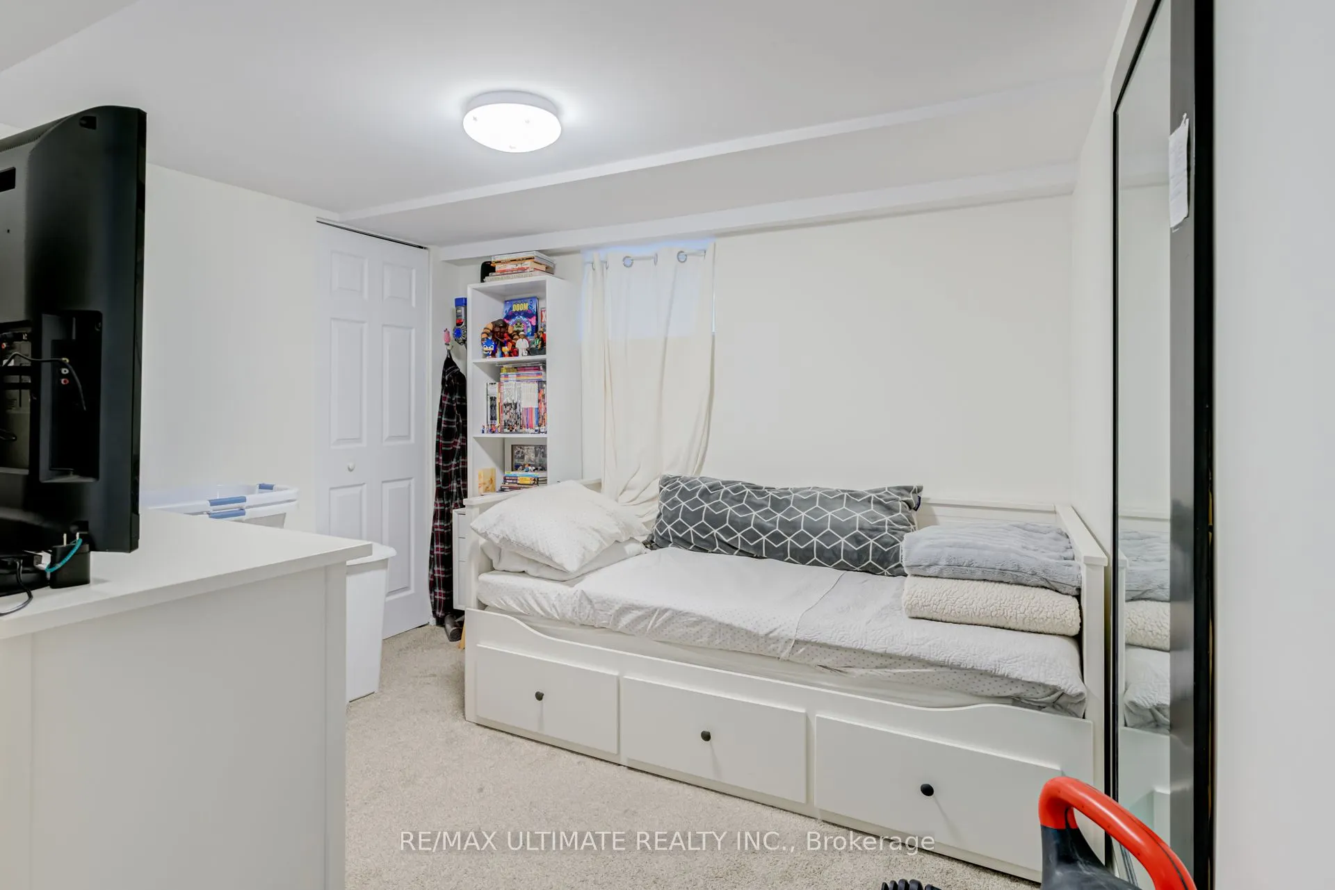 533 Kingston Road