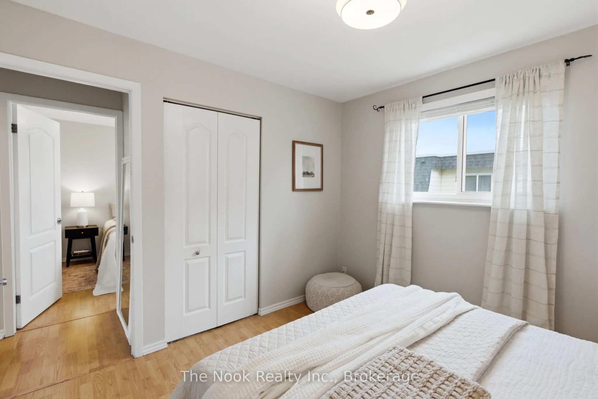 540 Mary Street E #1-3