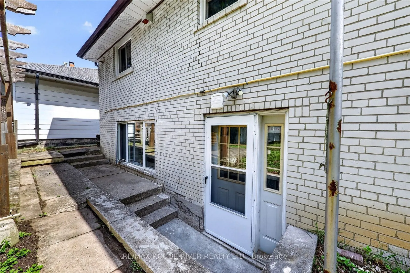 30 Scarboro Avenue