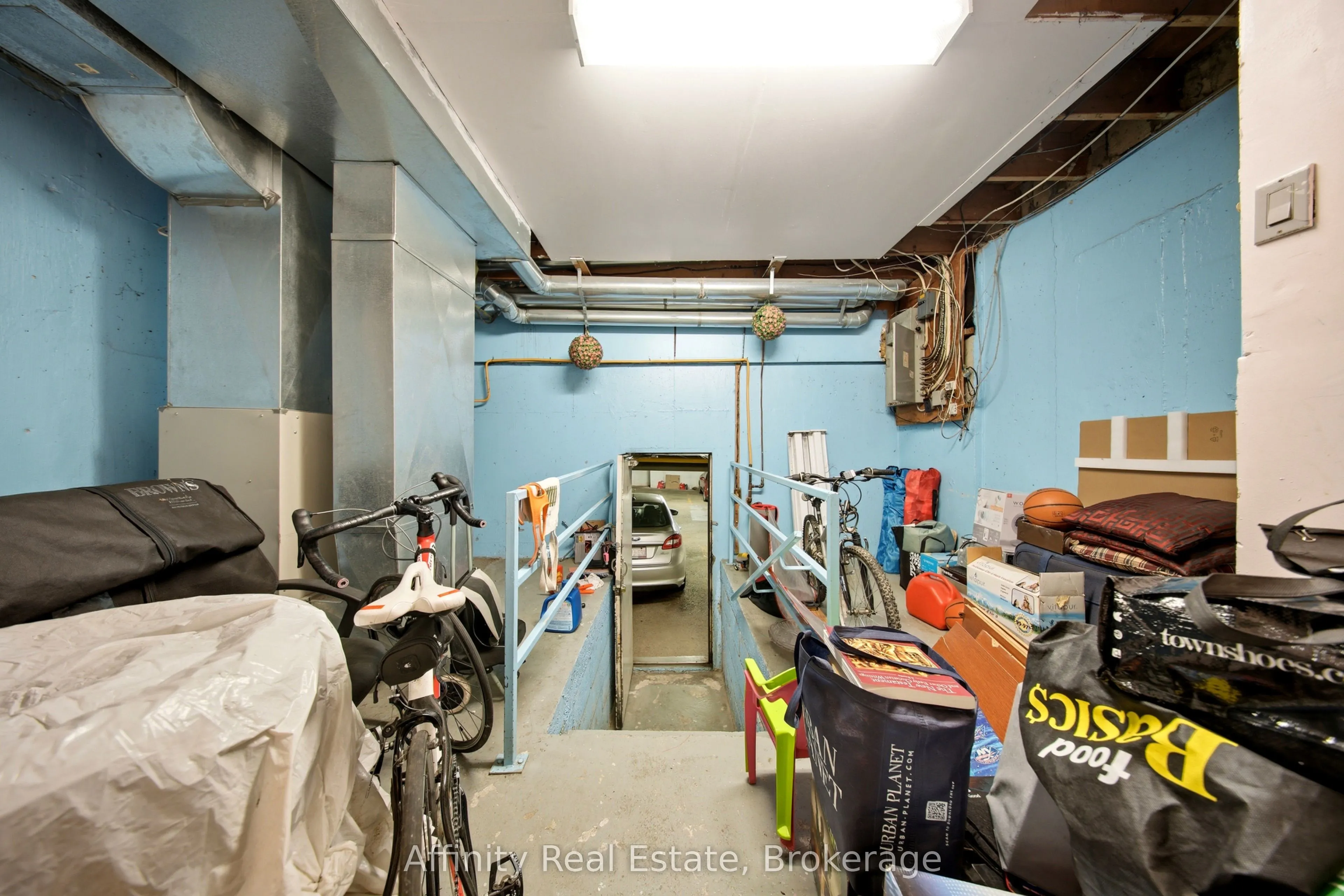 275 Manse Road #8