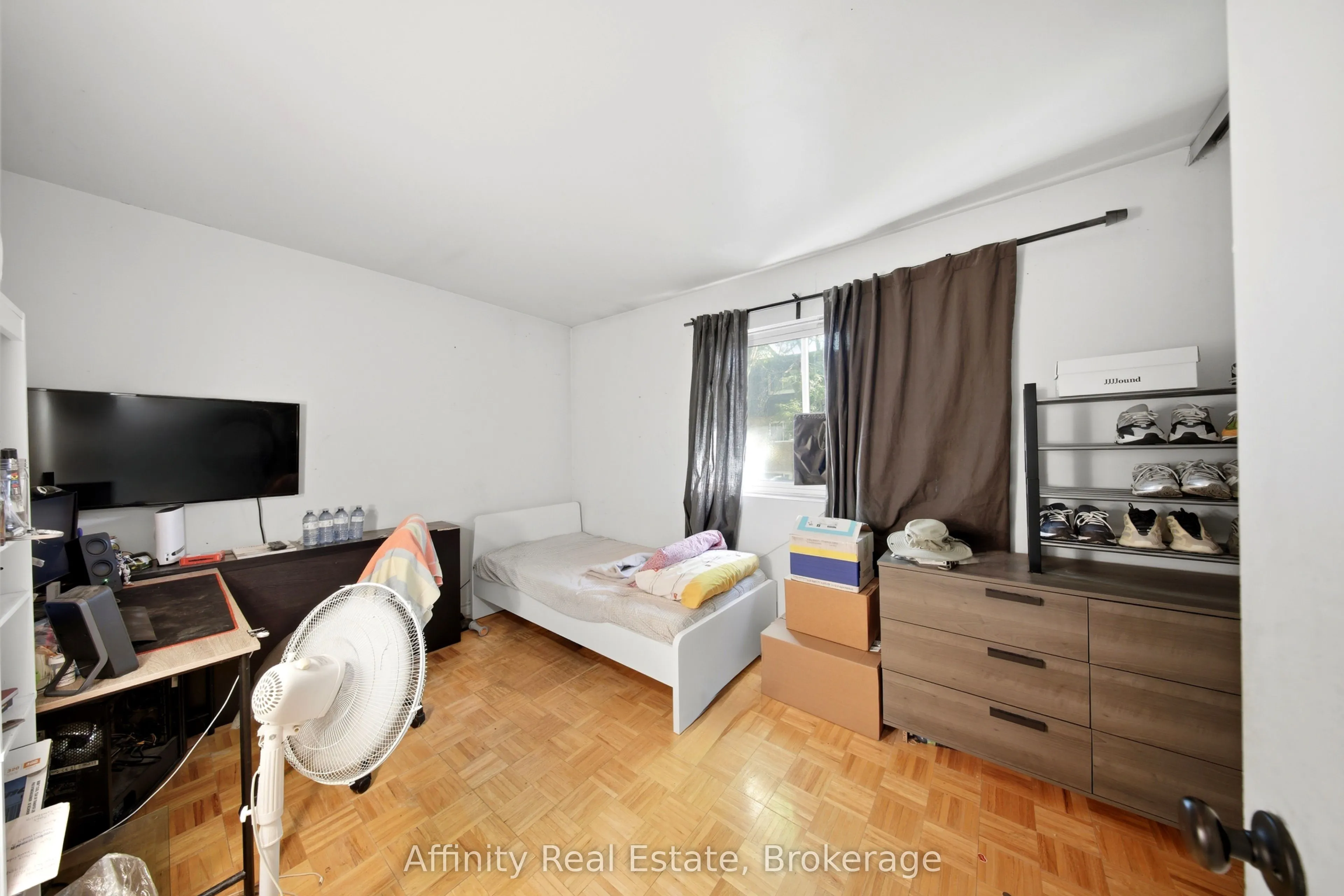 275 Manse Road #8