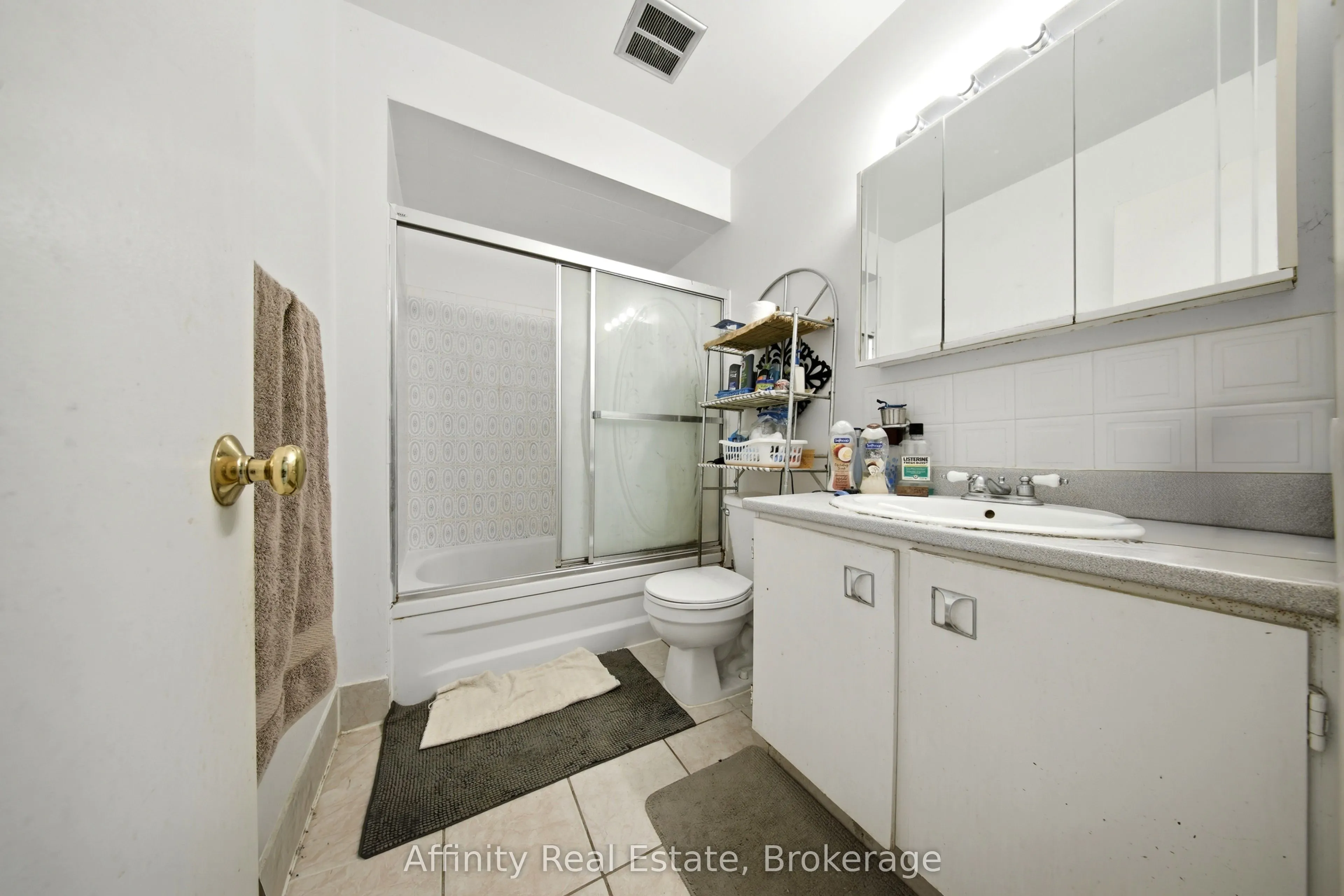 275 Manse Road #8