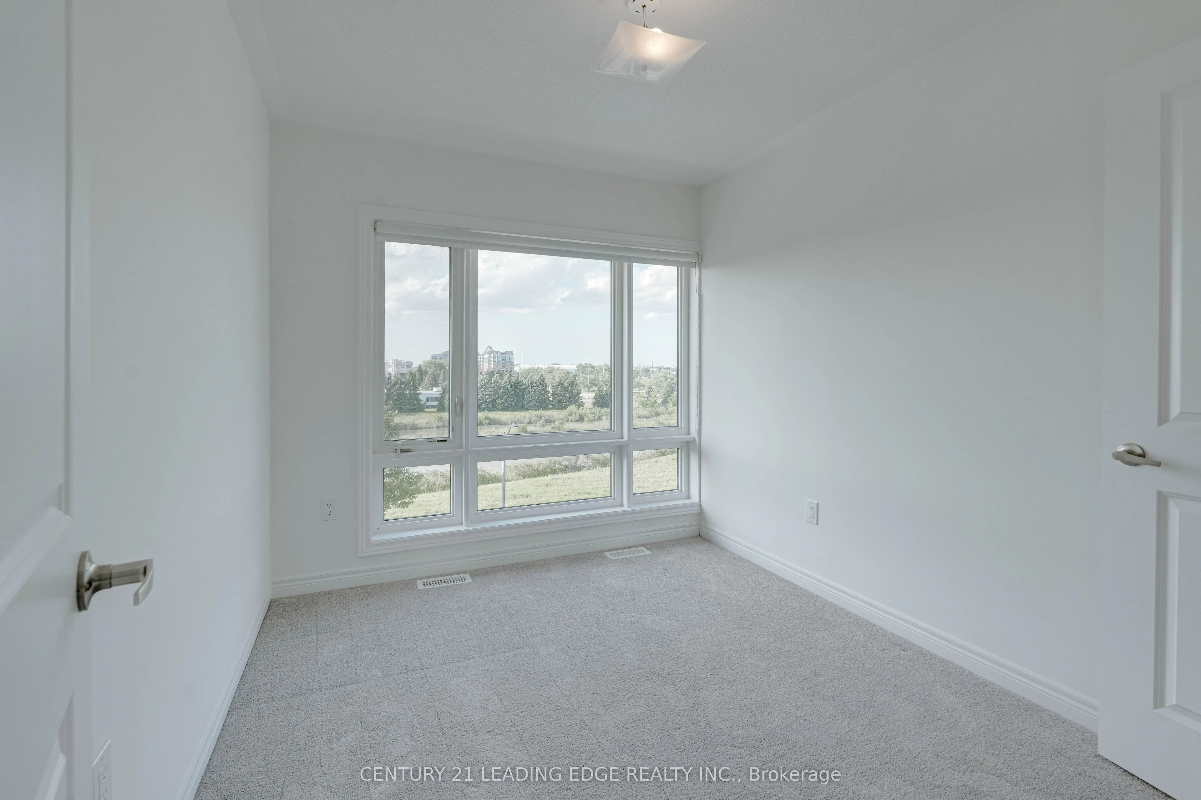 15 Haydock Way